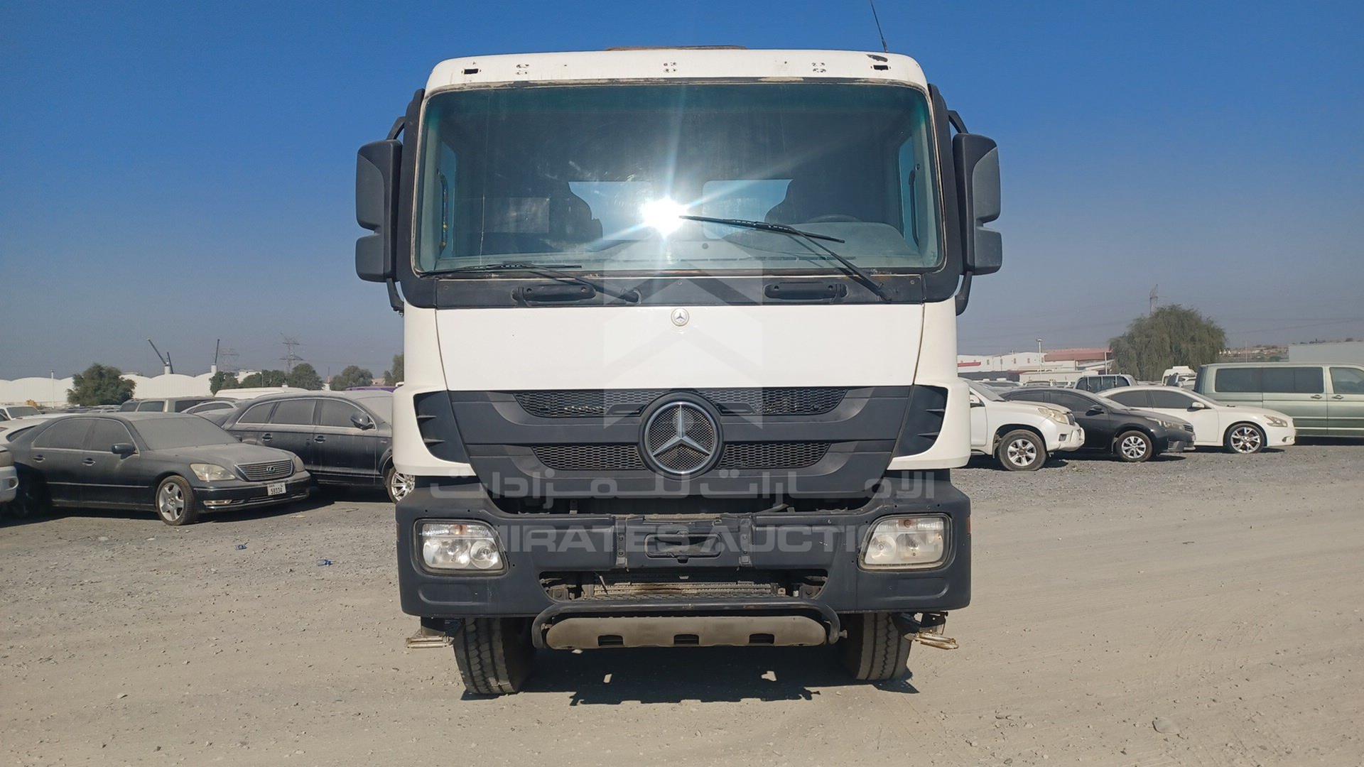 2008 MERCEDES --- VIN: WDA9HDAB68L293553