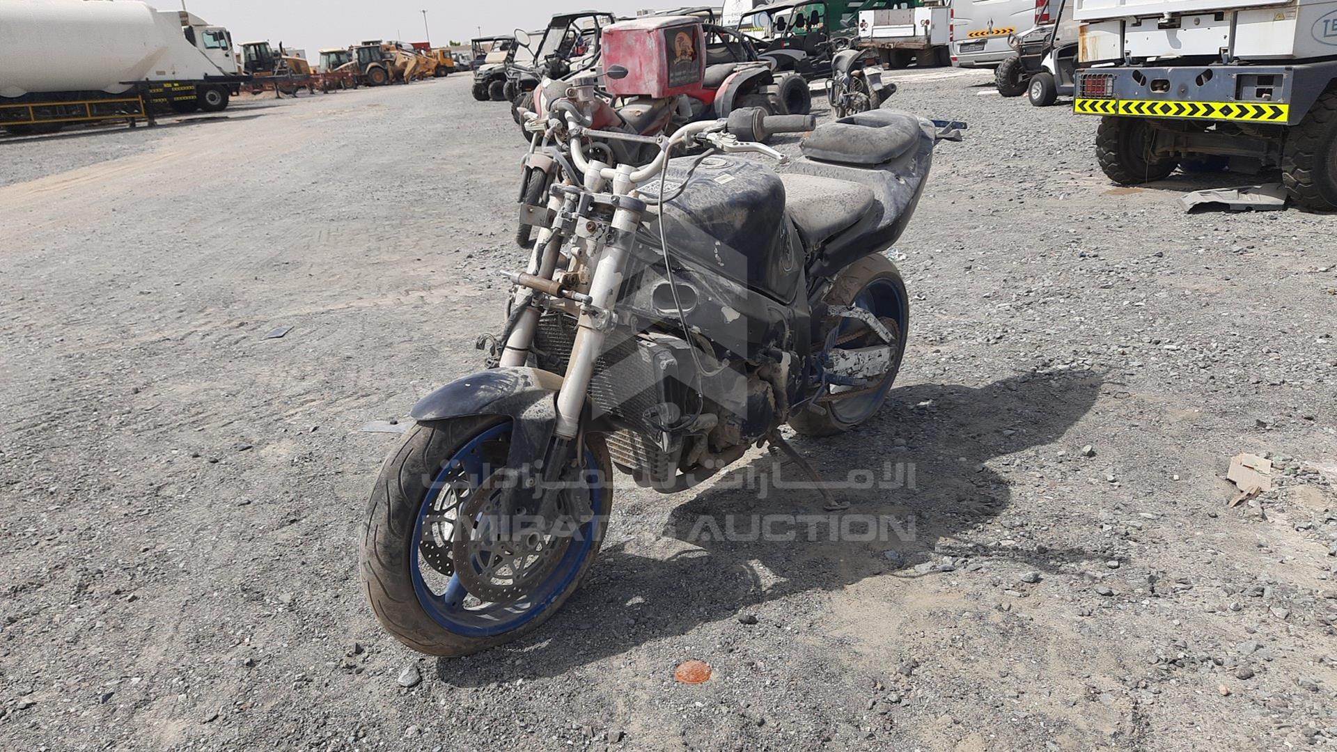2001 SUZUKI GSXR 1000 VIN: JS1GT74A912104908