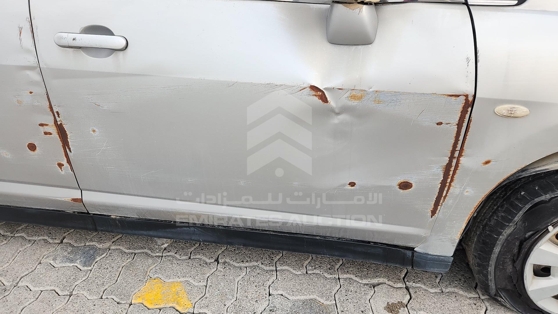 2008 NISSAN TIIDA VIN: JN1CC11C98T019355