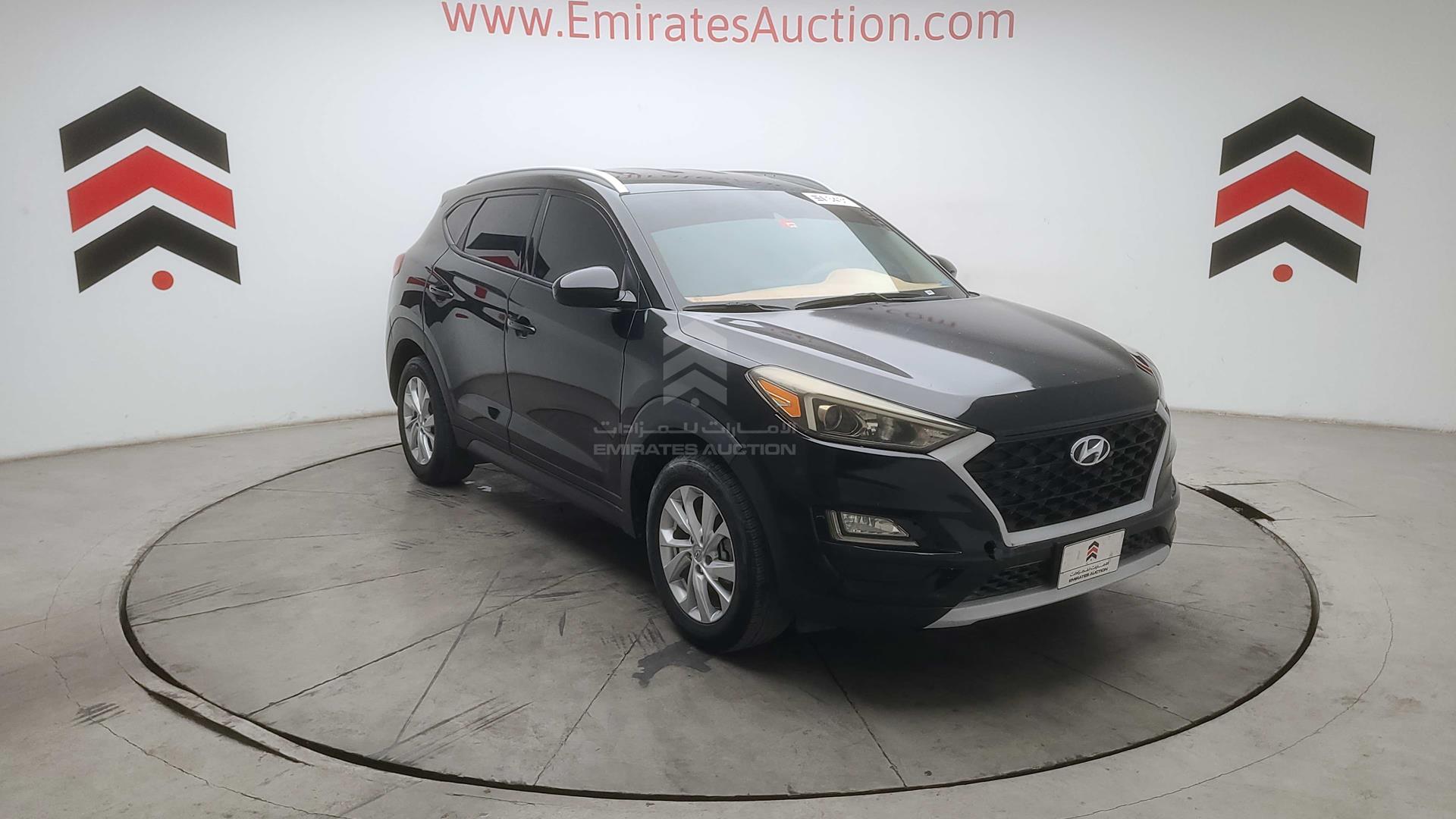 2020 HYUNDAI TUCSON VIN: KM8J33A42LU167175