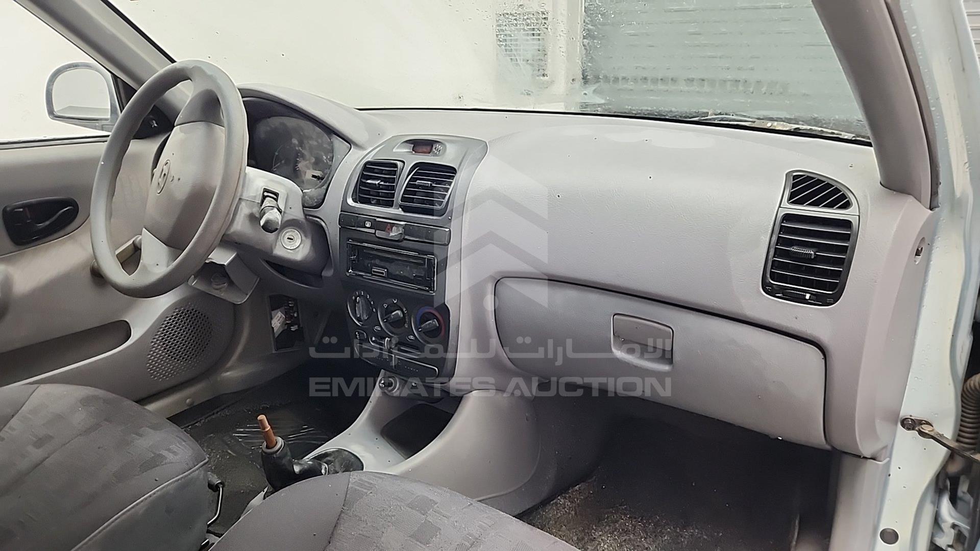 2004 HYUNDAI ACCENT VIN: KMHCG41F54U546211