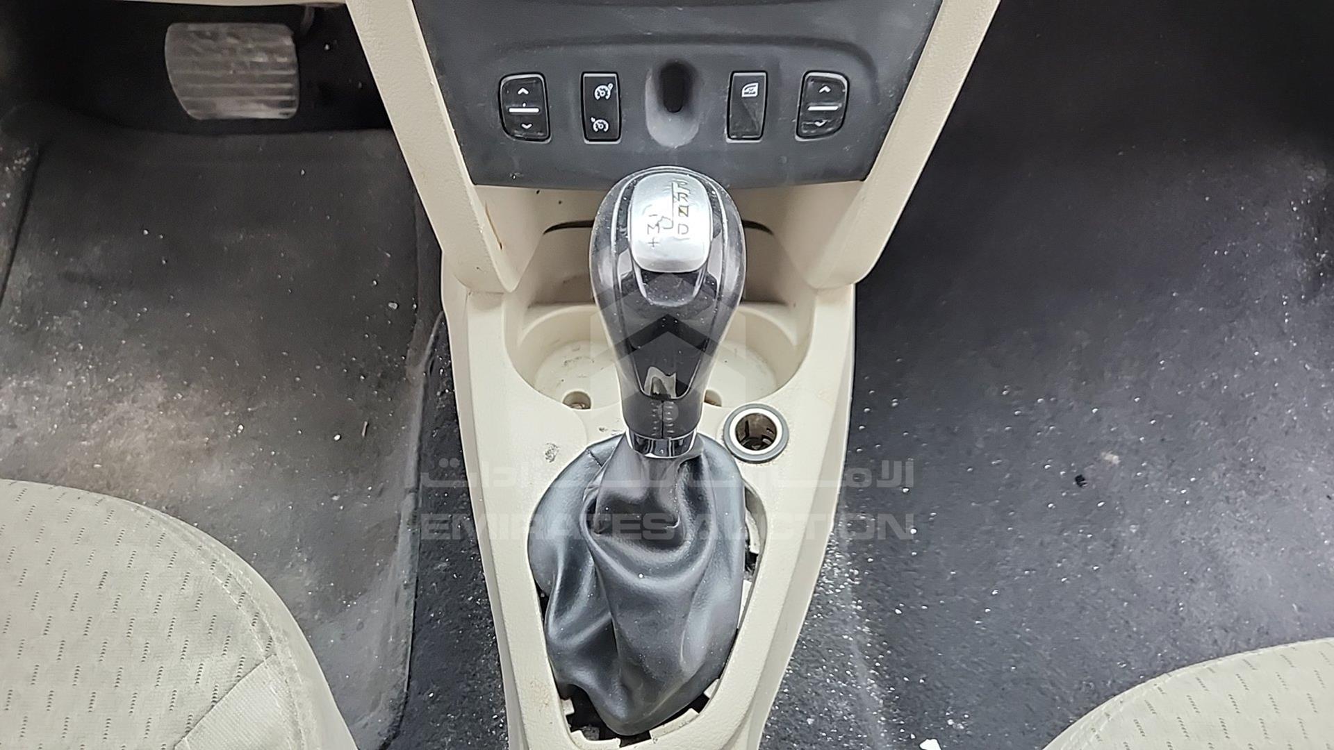 2017 RENAULT SYMBOL VIN: VF14SRAB3HT513865