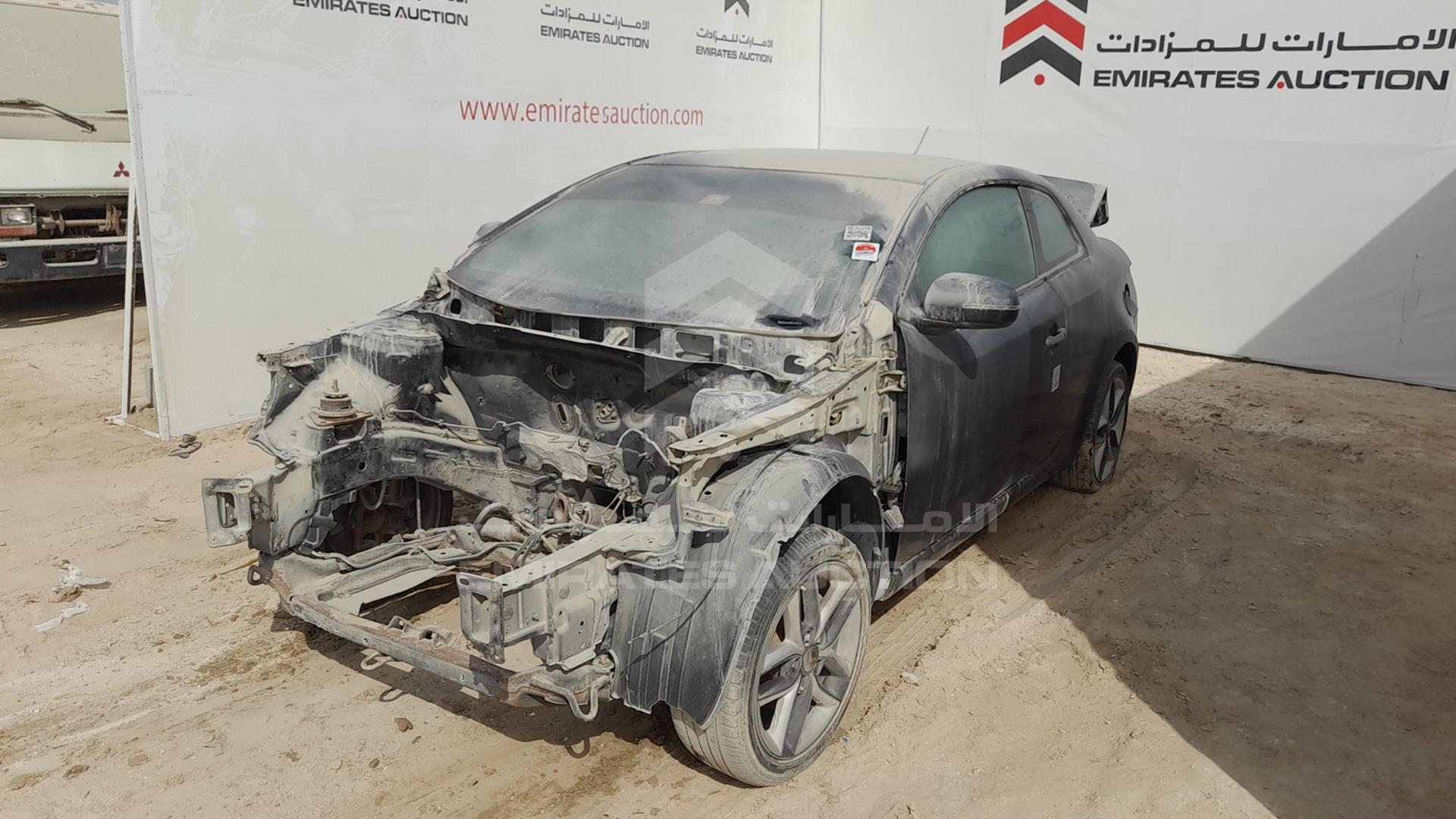 2013 KIA CERATO VIN: KNAFW6120D5618940