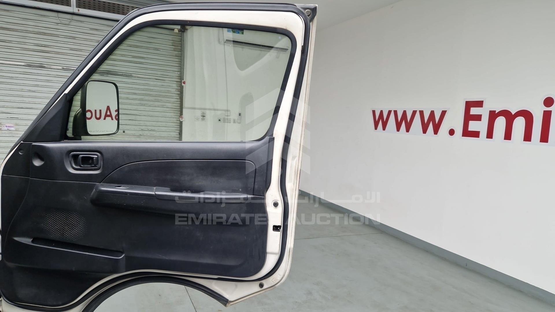 2010 NISSAN URVAN VIN: JN6AE54S5AX020605