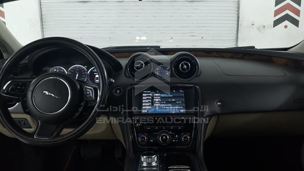 Jaguar X J 2012 SAJAA20DXCFV24940 Image 8