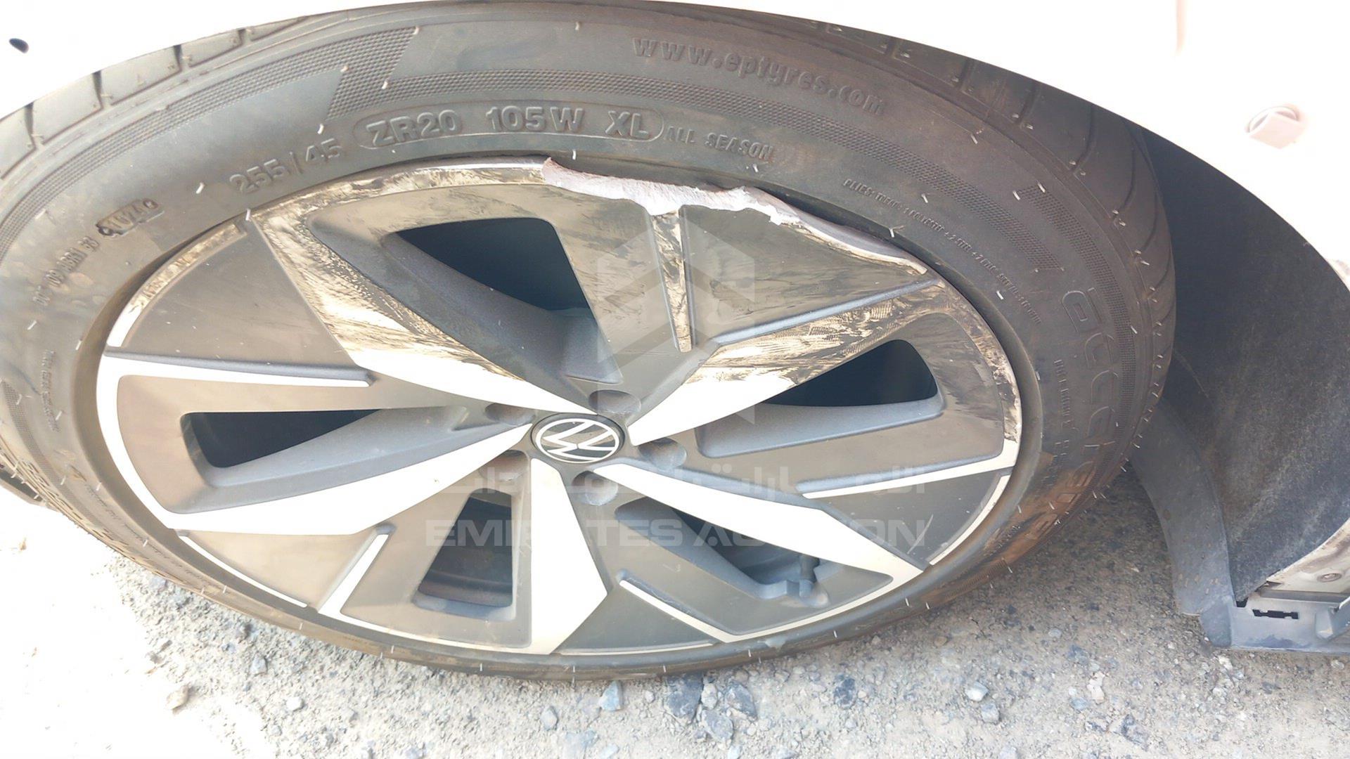 2021 VOLKSWAGEN ID.4 VIN: LFVVB9E62M5028949