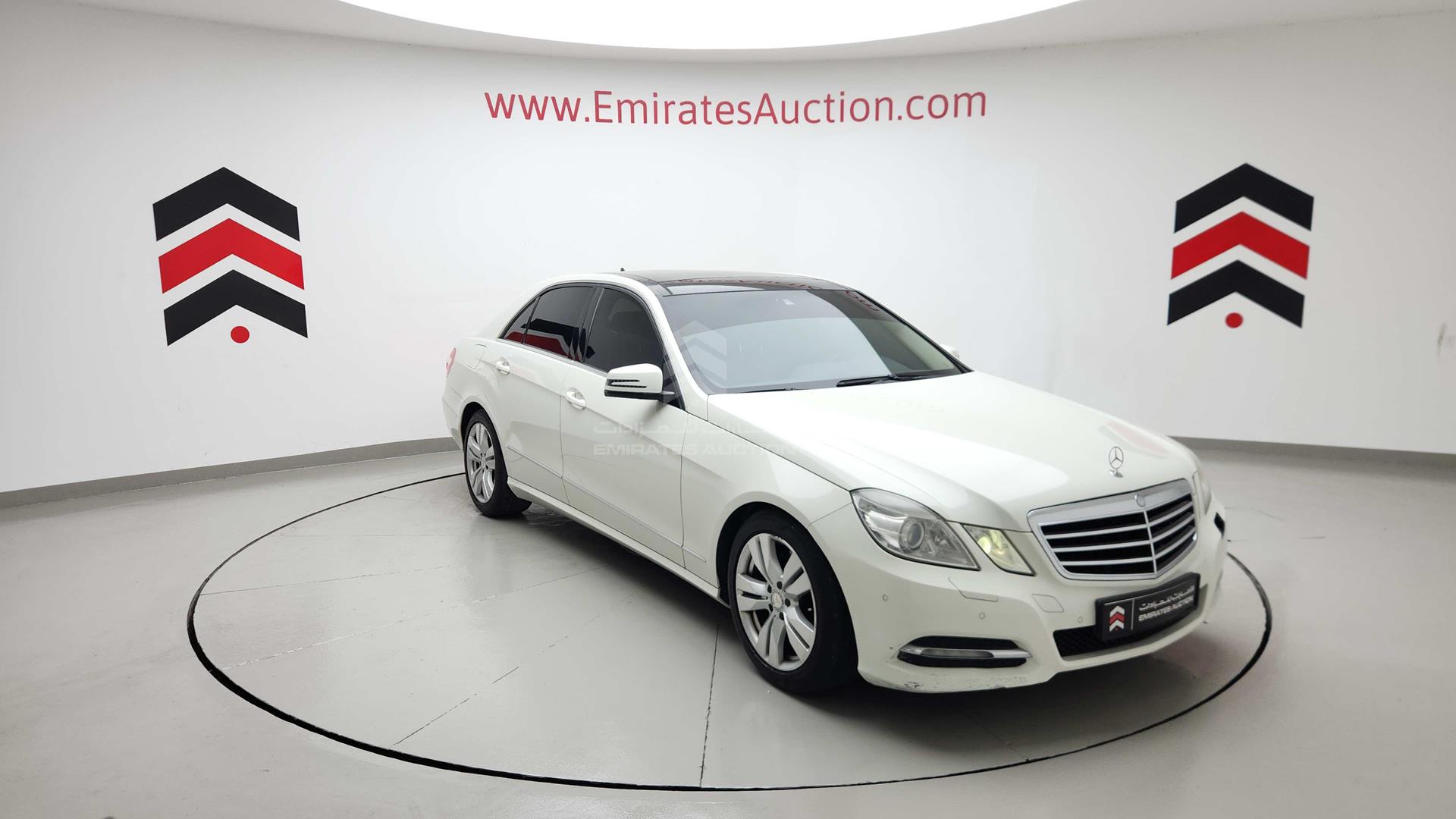 2011 MERCEDES E 300 VIN: WDDHF5EB5BA446138