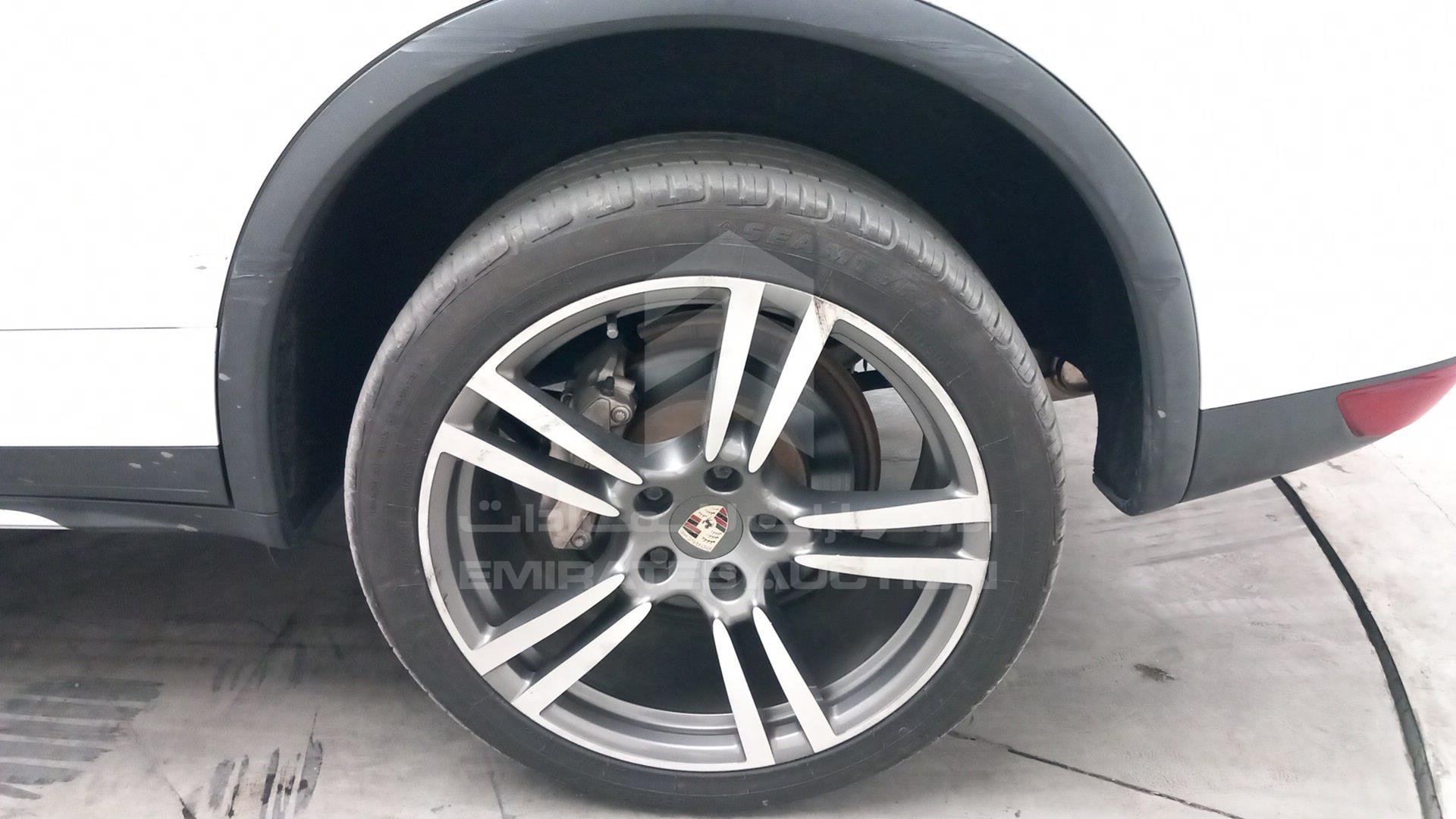 2013 PORSCHE CAYENNE VIN: WP1ZZZ92ZDLA81351