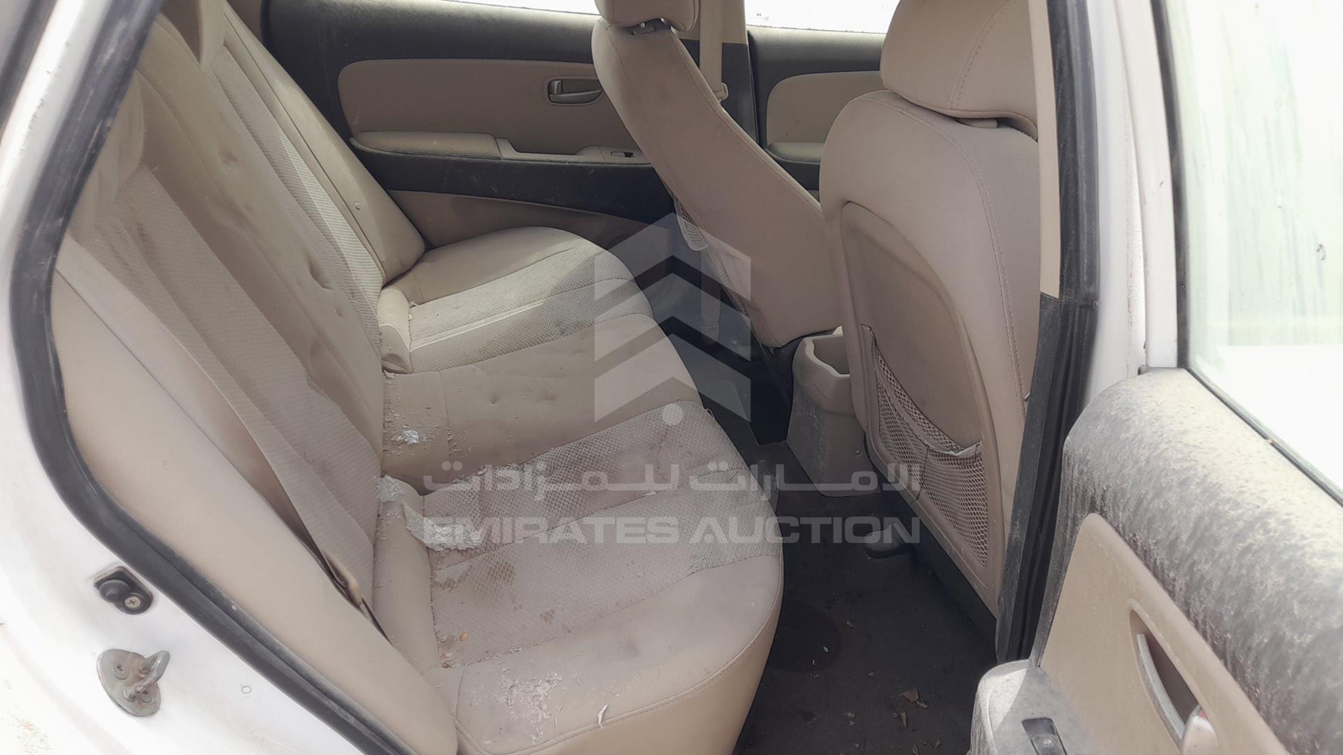 2008 HYUNDAI ELANTRA VIN: KMHDT41D68U447398