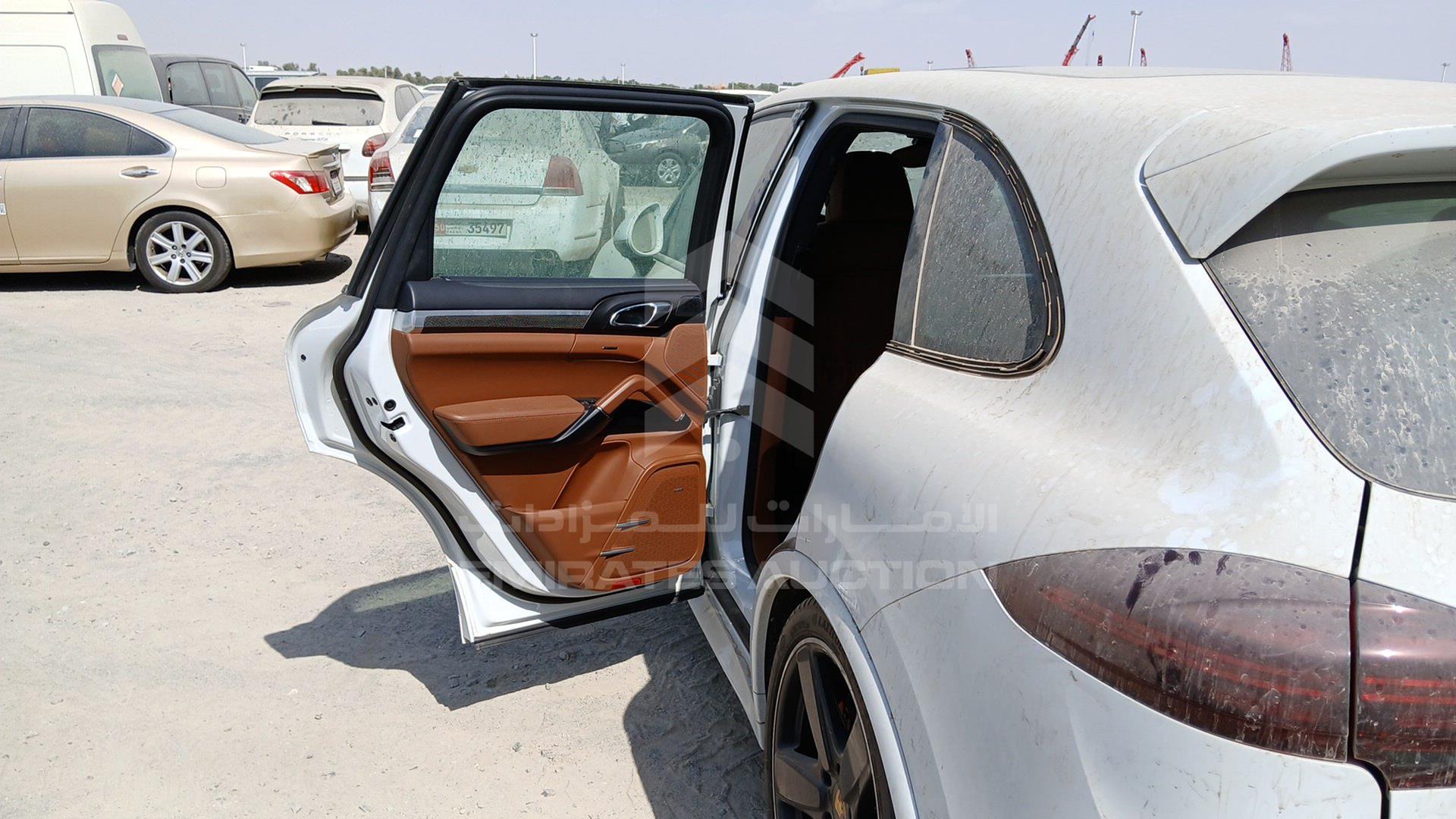 2016 PORSCHE CAYENNE VIN: WP1ZZZ92ZGLA78848