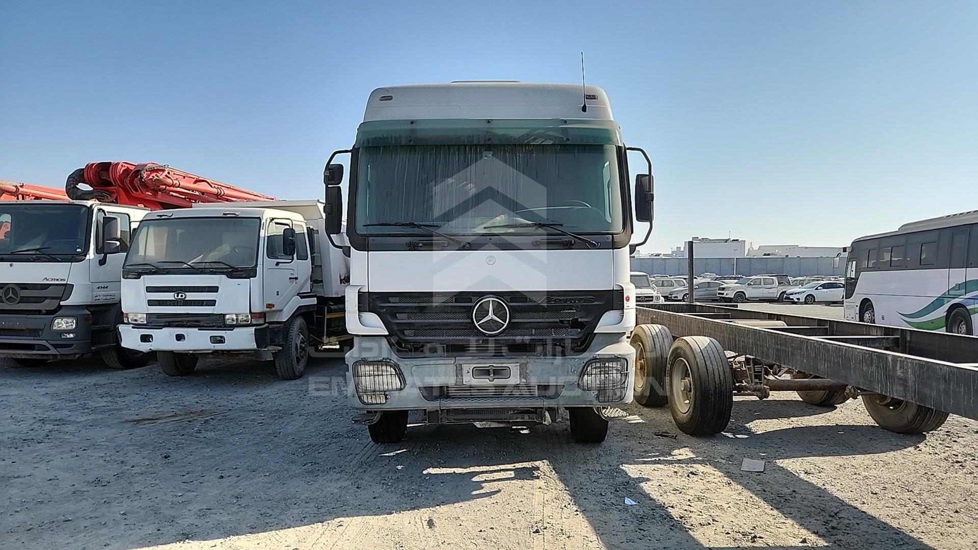 2008 MERCEDES ACTROS VIN: WDAKHCAA58L280327