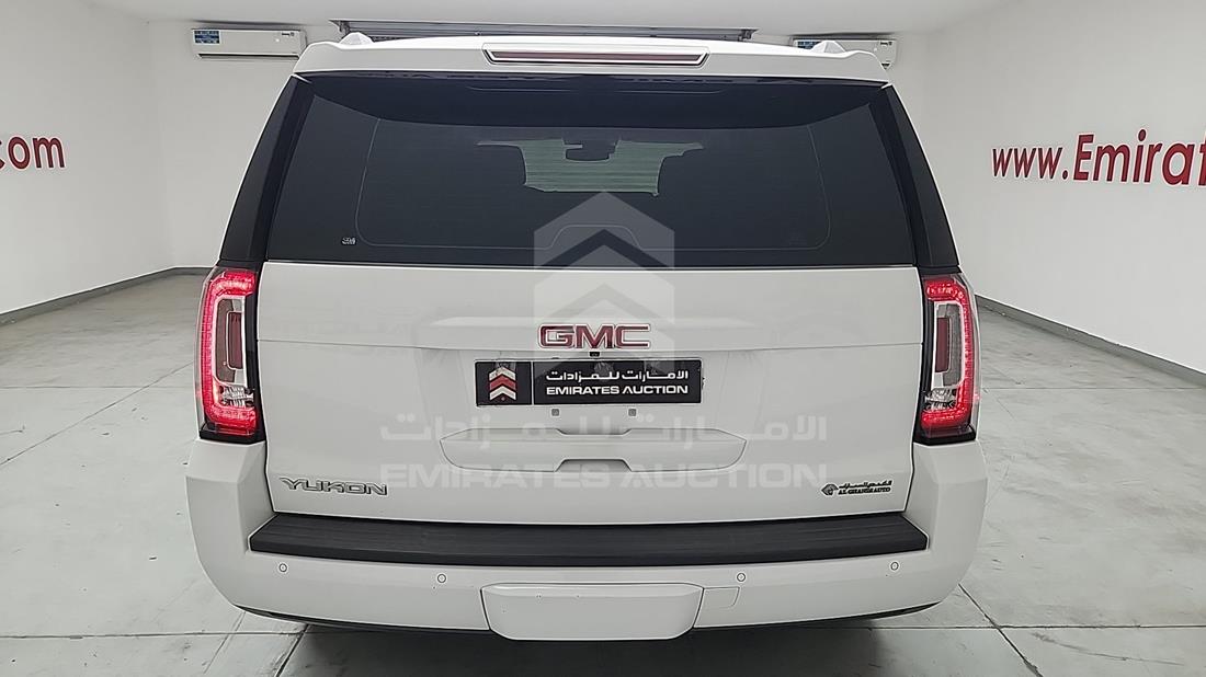 2015 GMC Yukon — Rear View — Photo 7