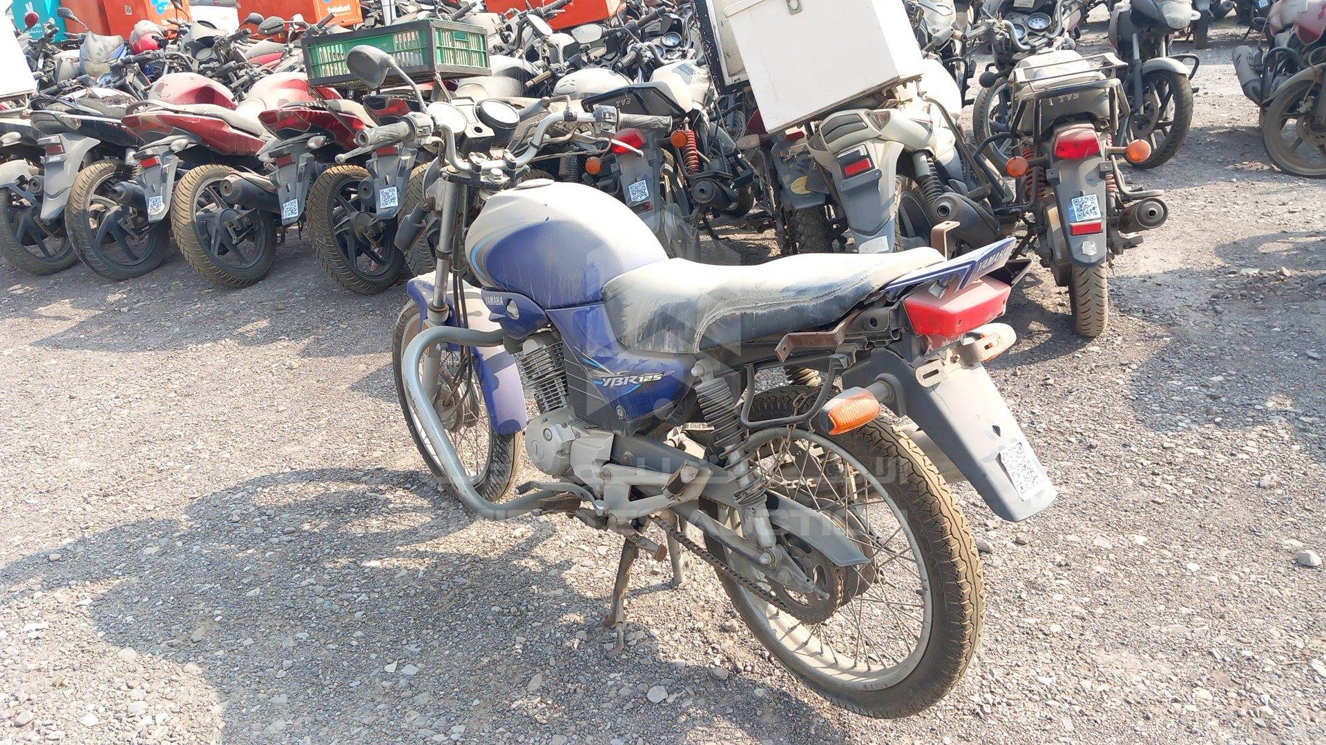 LBPKE129XA0045299 - 2009 Yamaha Motorbike - #430062