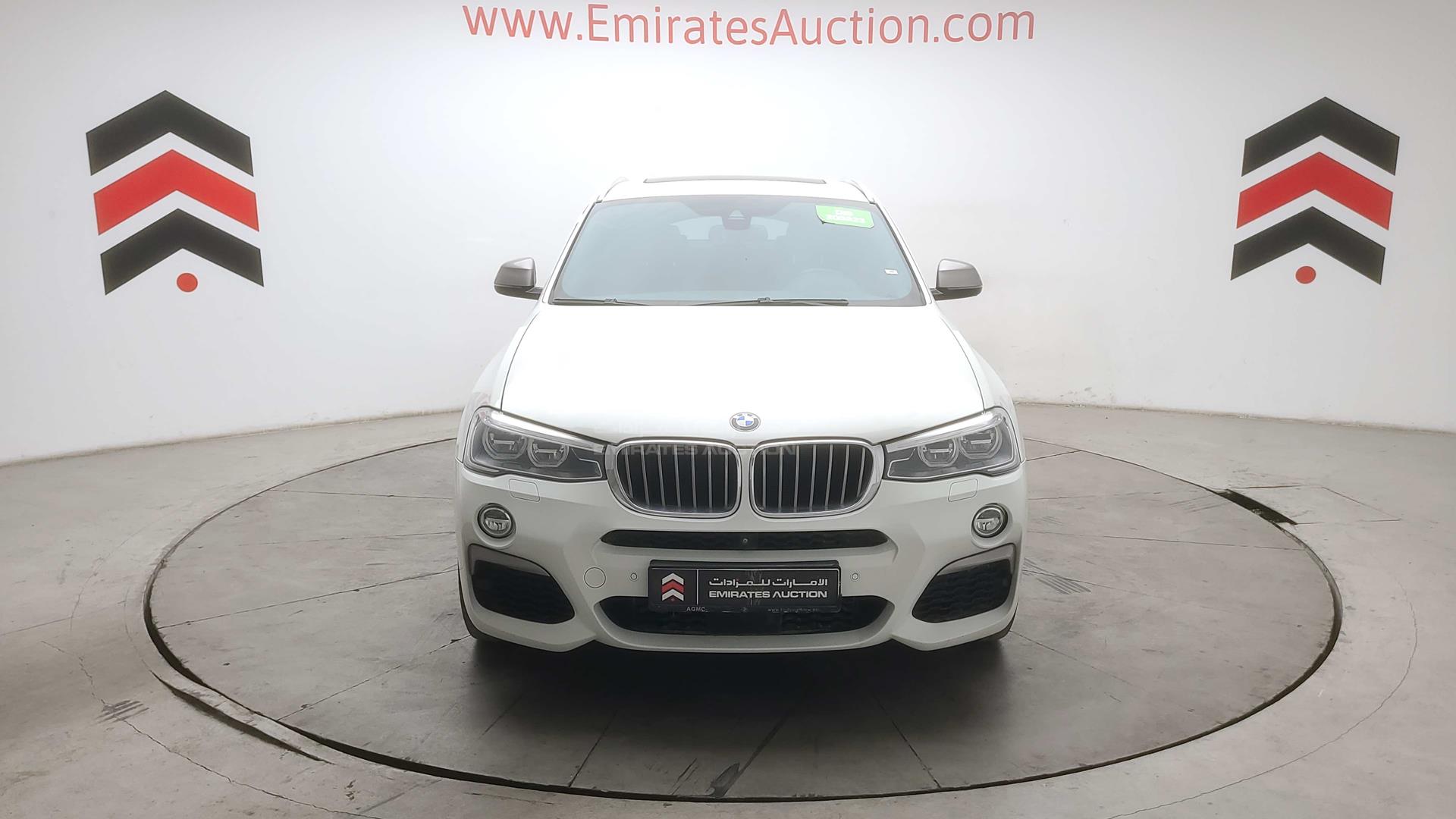 2018 BMW X4 VIN: WBAXW7102J0Y57164