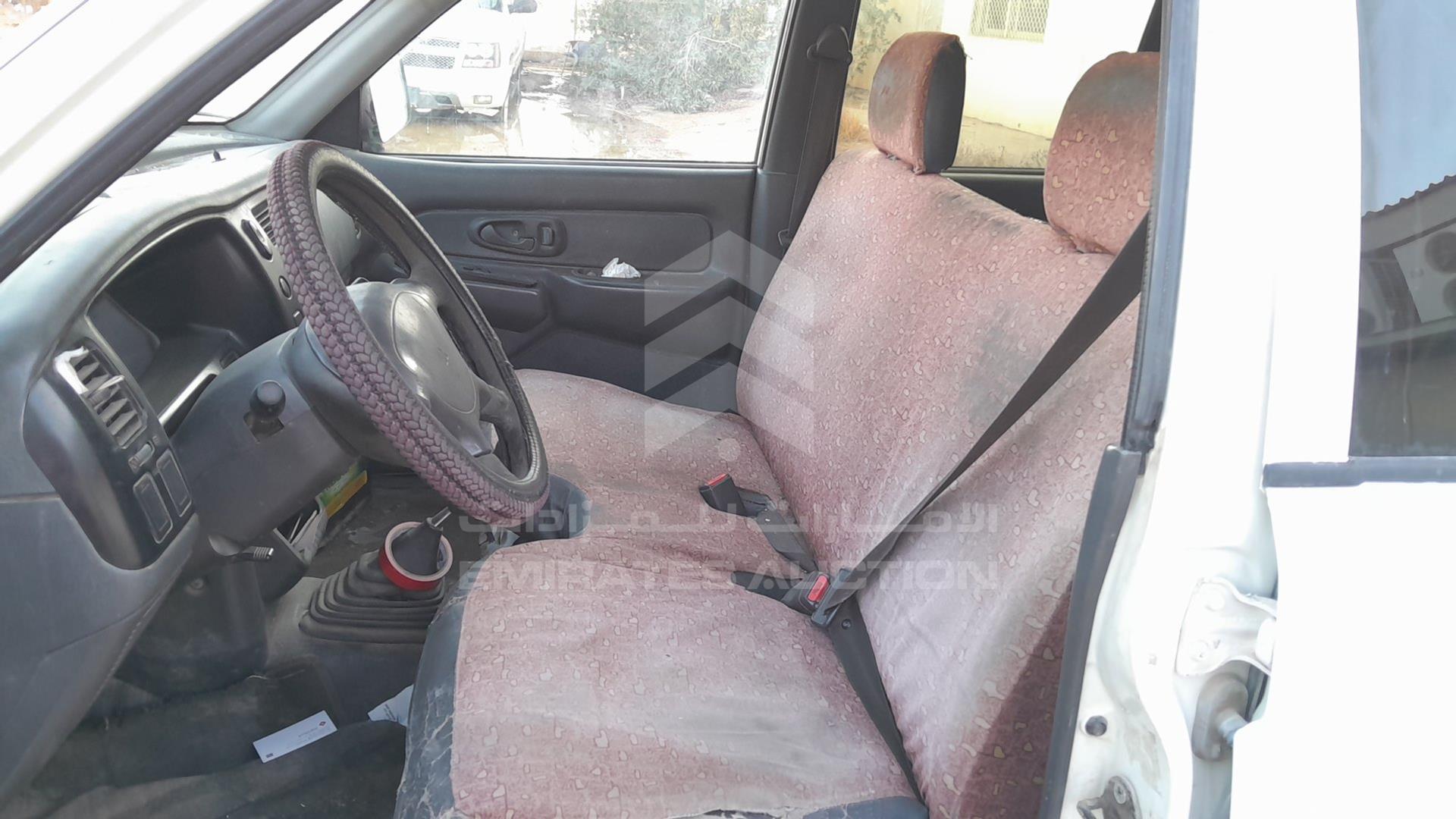 2005 MITSUBISHI L 200 VIN: MMBJNK6205D023027
