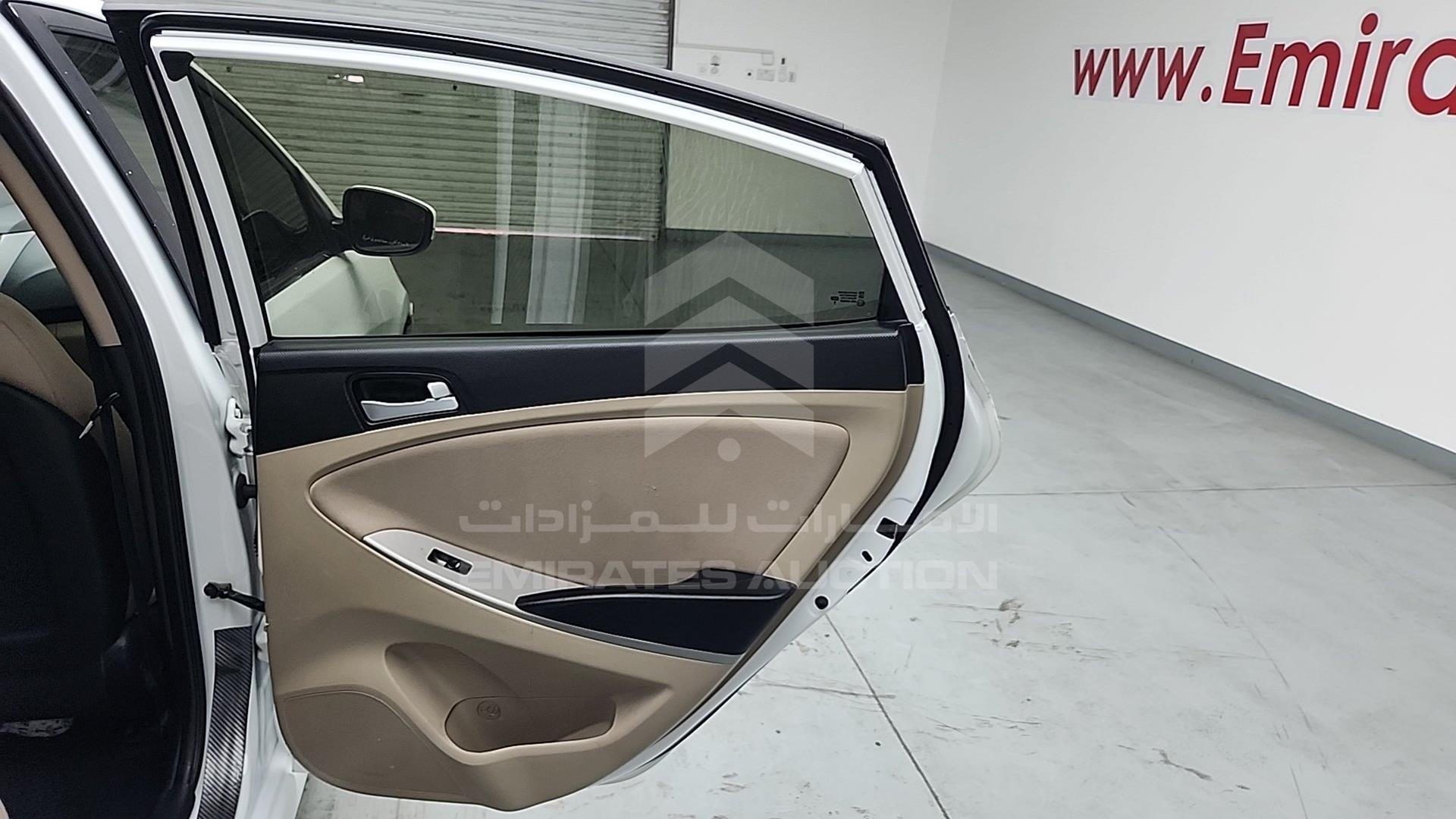 2017 HYUNDAI ACCENT VIN: KMHCT41B5HU235733