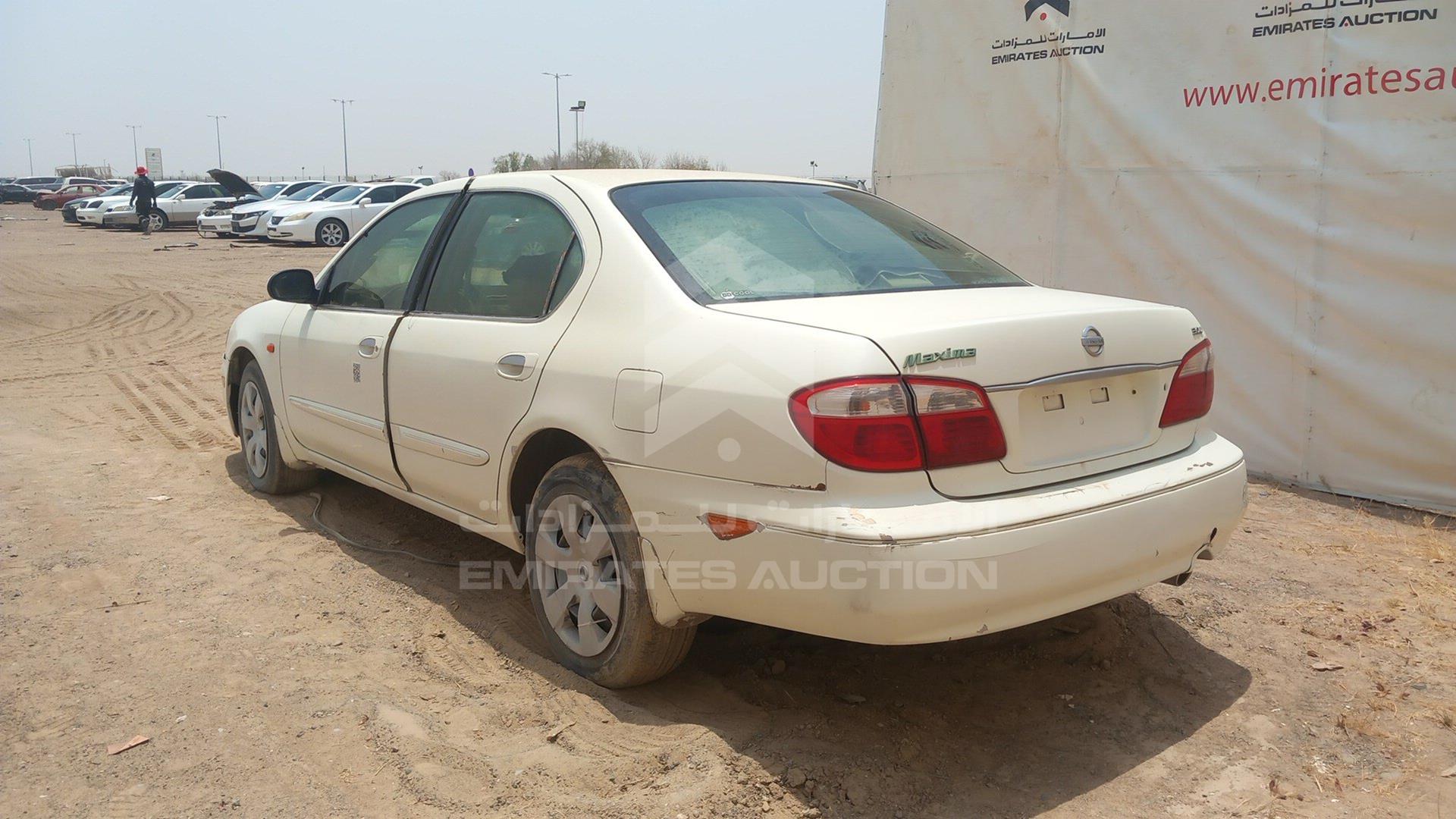 2004 NISSAN MAXIMA VIN: JN1CA31C74T732928