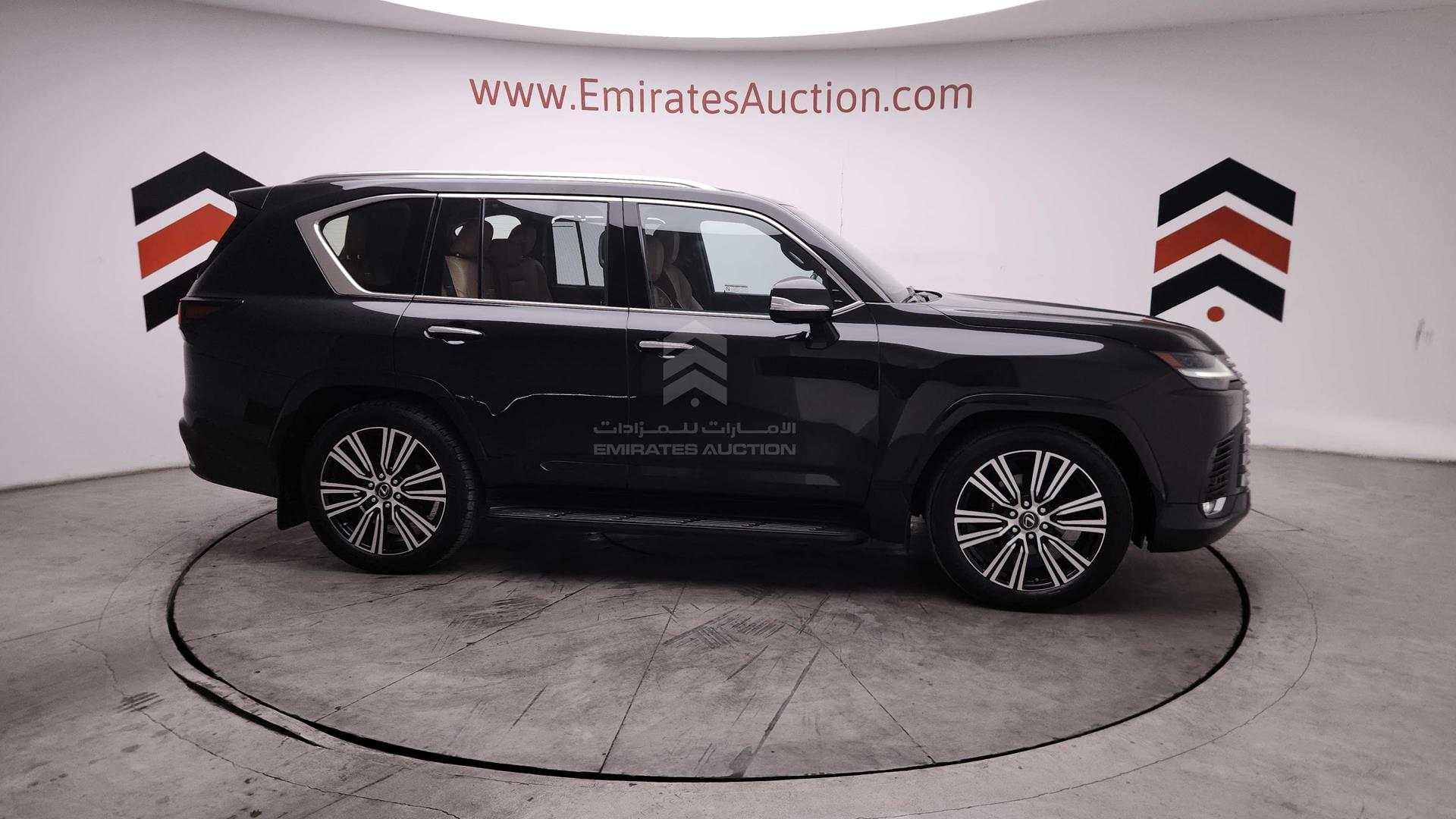 2023 LEXUS LX 600 VIN: JTJPB7CX0P4030660