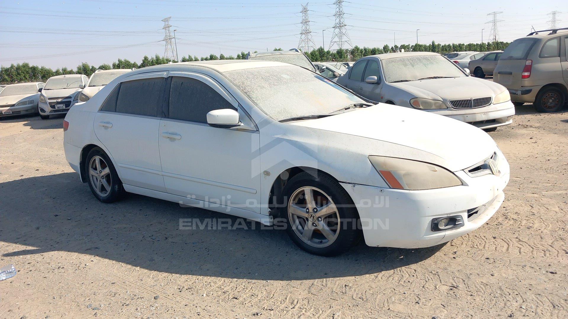 2004 HONDA ACCORD VIN: JHMCM56704C403479