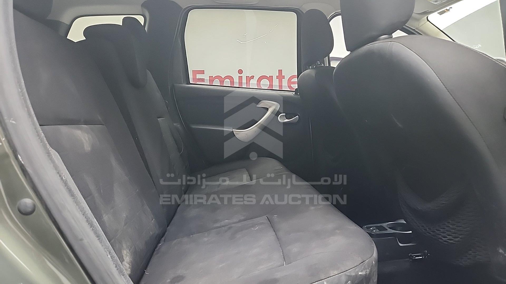 2015 RENAULT DUSTER VIN: VF1HSRCA7FA523927