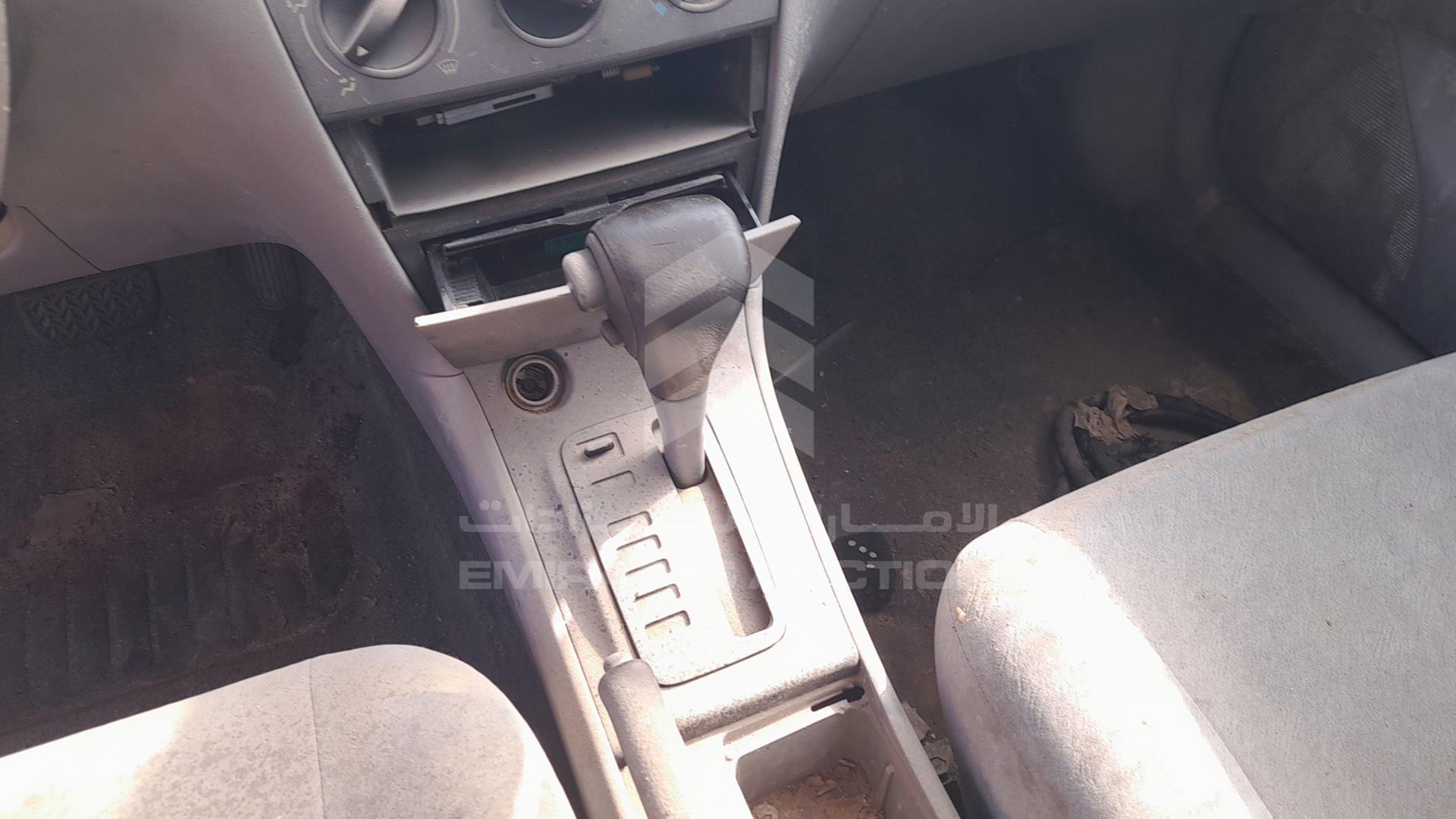 2001 TOYOTA COROLLA VIN: JTDBW23E910006908
