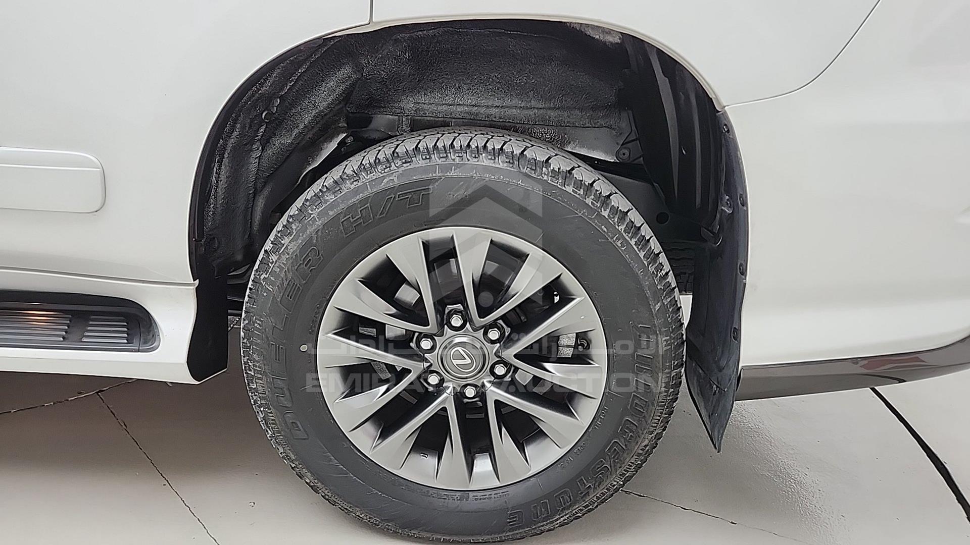 2017 LEXUS GX 460 VIN: JTJJM7FX0H5168545
