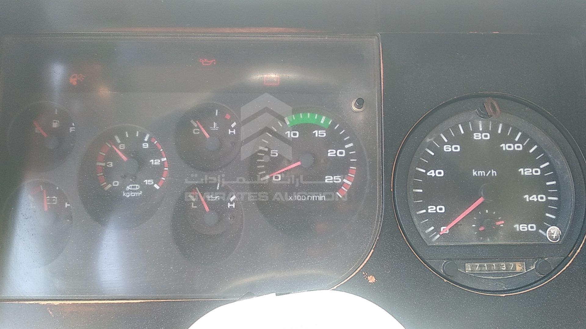 2000 HYUNDAI --- VIN: KMFDA19CPYC005650