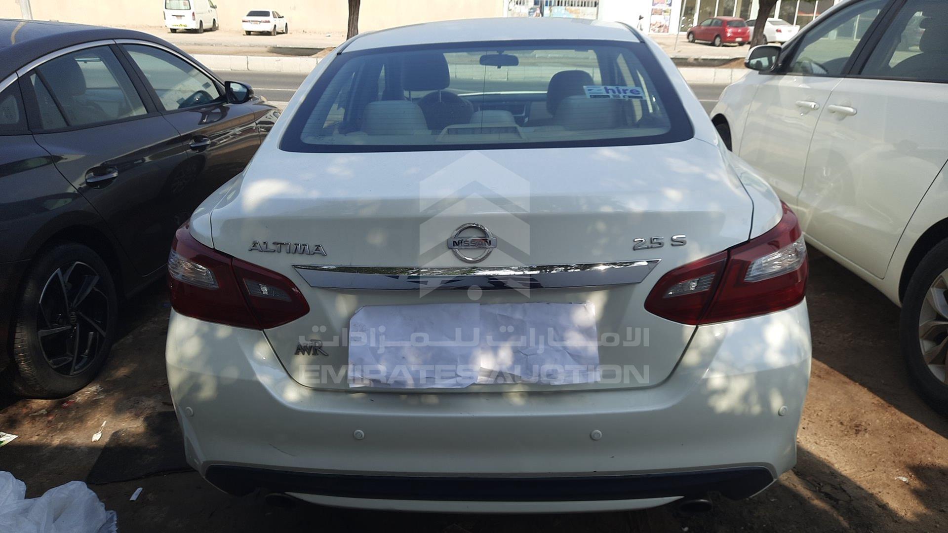 2018 NISSAN ALTIMA VIN: 1N4AL3A9XJC276332