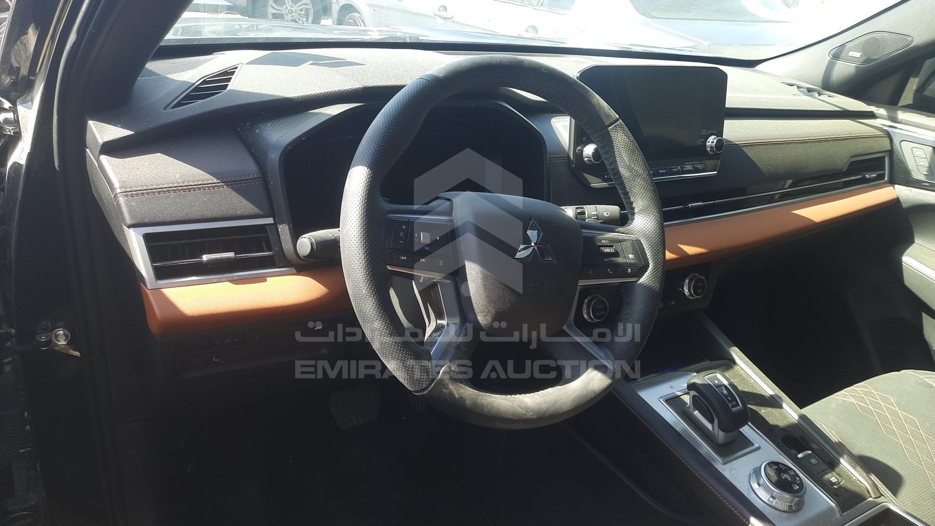 2024 MITSUBISHI OUTLANDER VIN: JE4M4Y189RZ705483