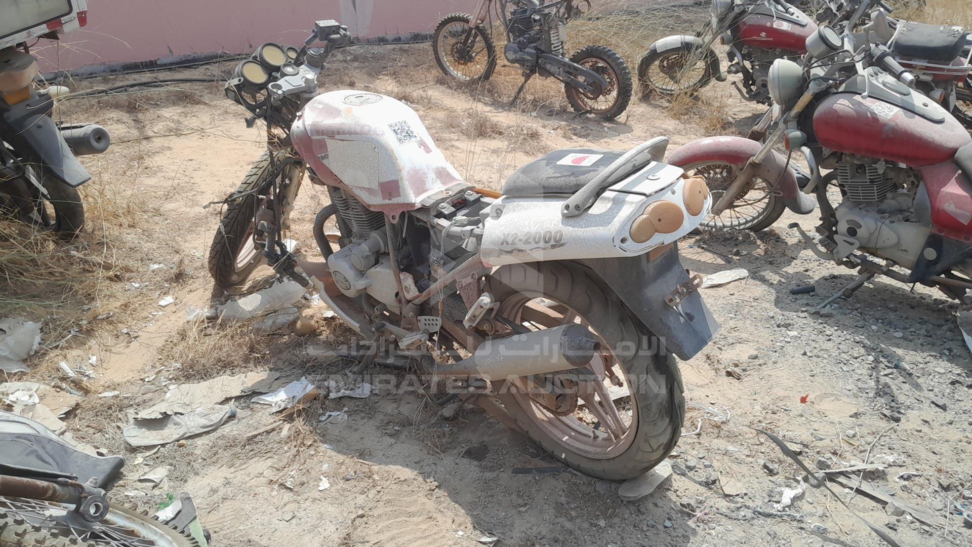 0 HONDA MOTORBIKE VIN: LLCLPU1HX51B30904