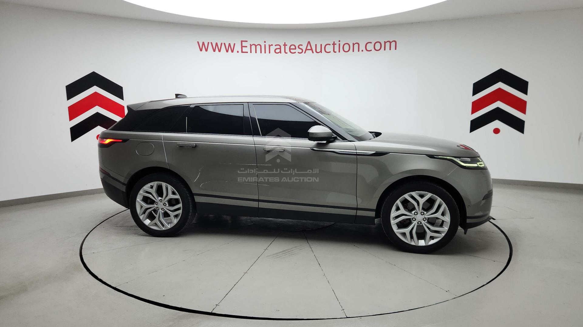 2018 RANGE ROVER VELAR VIN: 3ALYA2BV5JA727384
