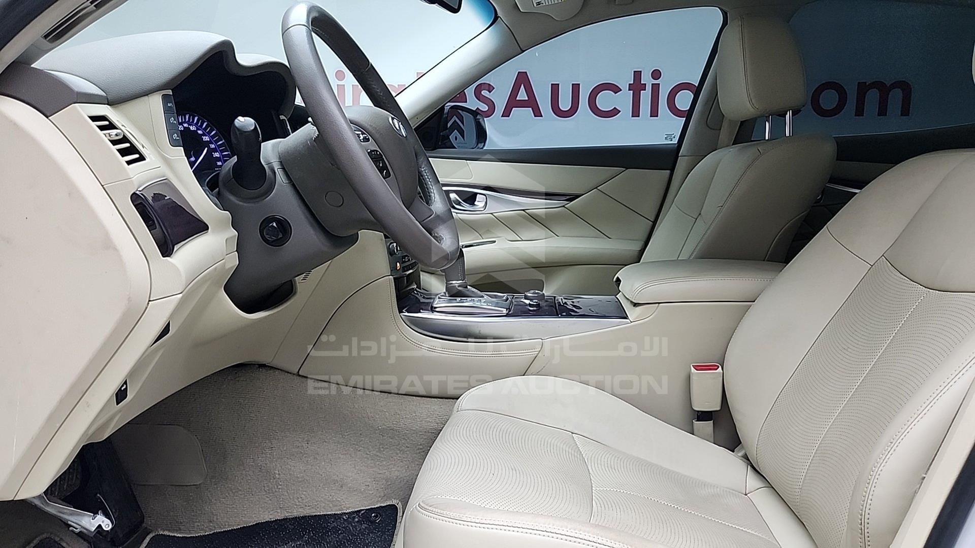 2018 INFINITI Q70 VIN: JNKBY1AP9JM370178