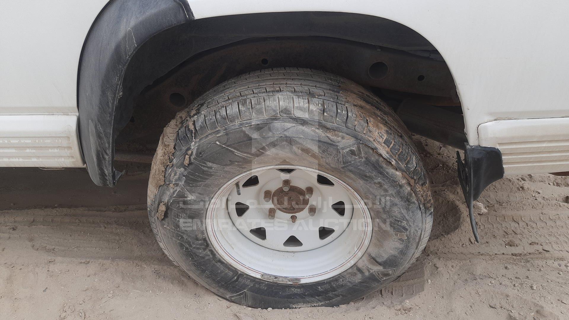 1993 NISSAN PATROL VIN: WGY60366163