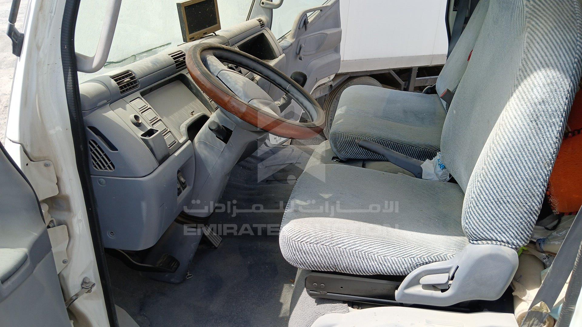 2014 MITSUBISHI CANTER VIN: JL6B6E6P4EK013975