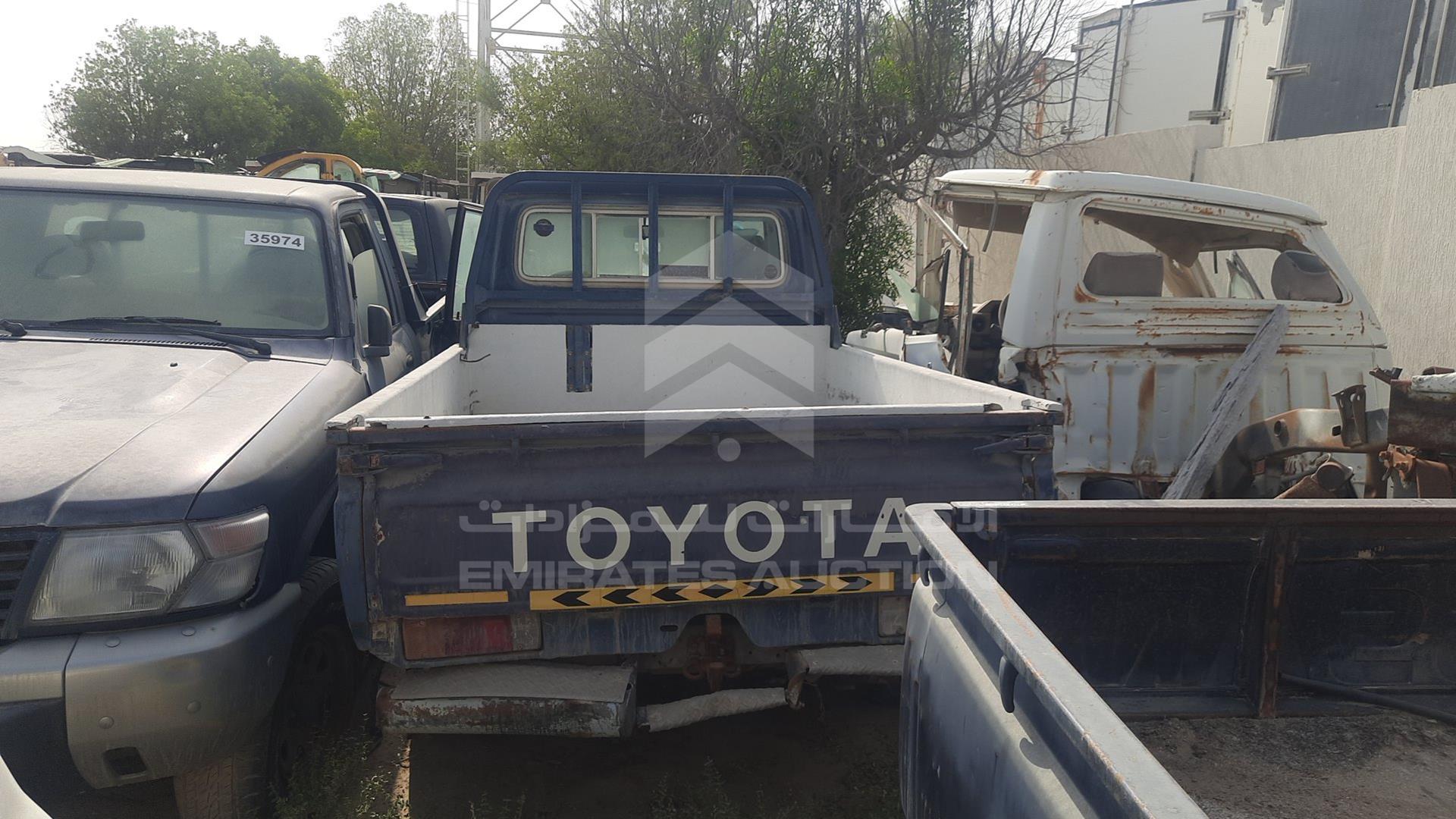 2005 TOYOTA LAND CRUISER VIN: JTFLB71JX58007514