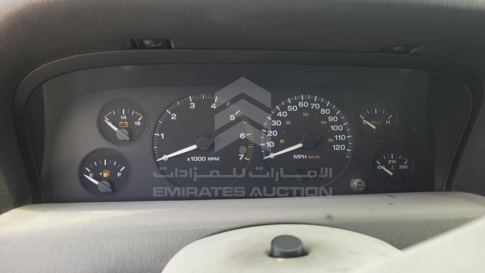 2004 JEEP GRAND CHEROKEE VIN: 1J4GW48S04C280592