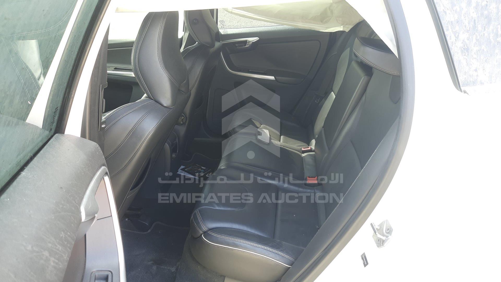 2014 VOLVO XC 60 VIN: YV140CDZ9E2602333
