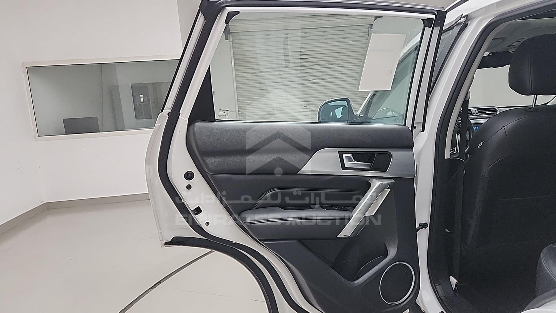 2018 HAVAL H2 VIN: LGWEE4A49JH903550
