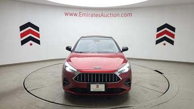 2023 JAC J7