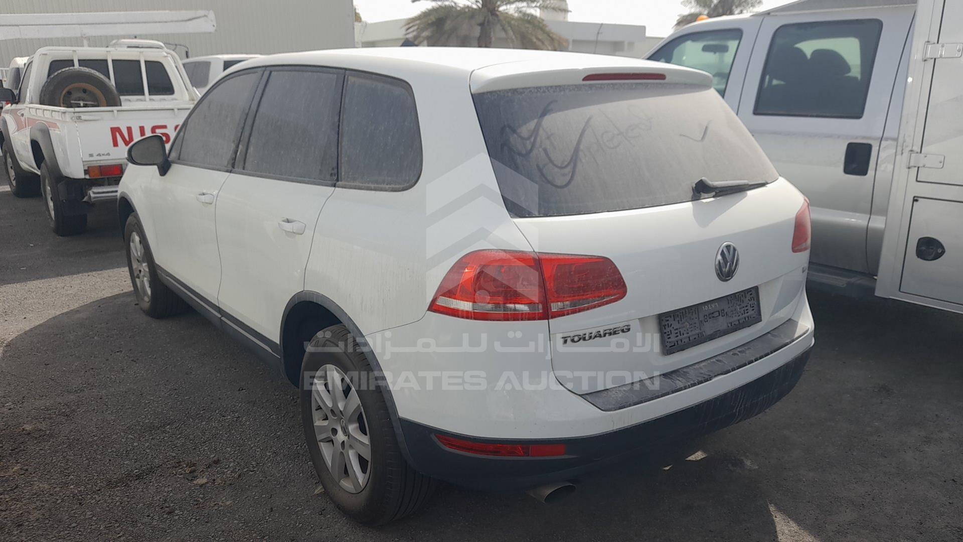 2013 VOLKSWAGEN TOUAREG VIN: WVGBC2BP5DD000334