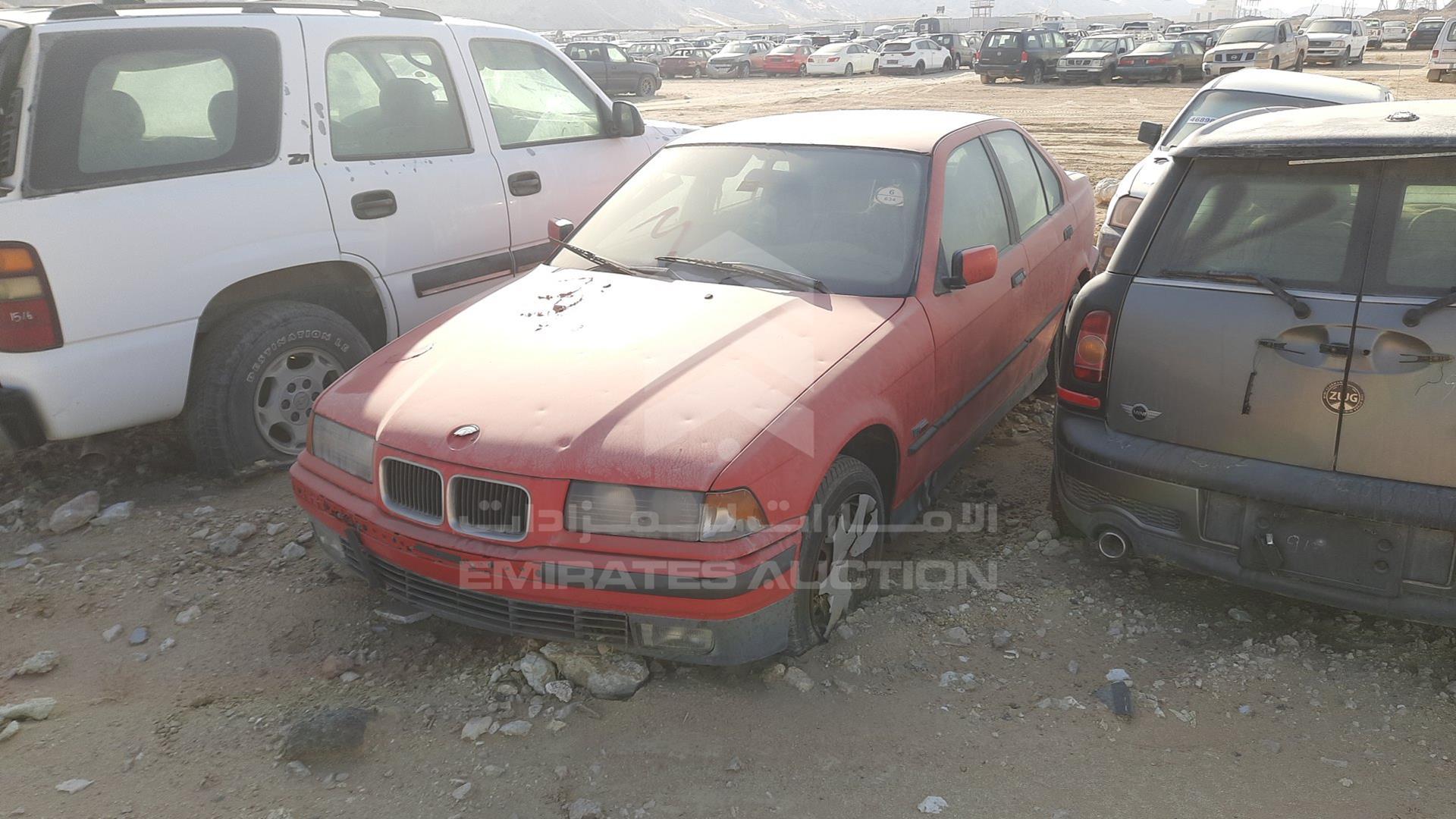 0 BMW 320I VIN: WBACB21060AL85024
