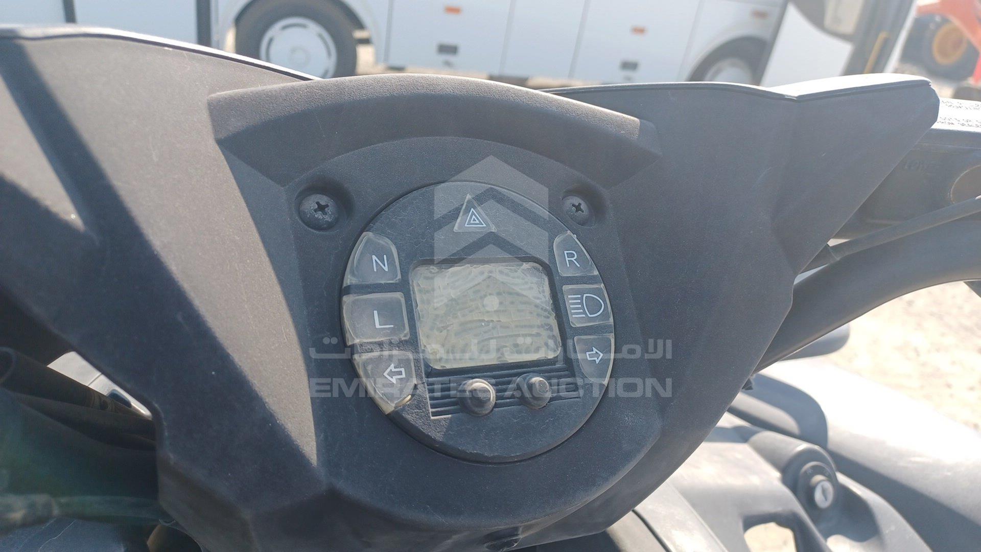 0 MOTORBIKE --- VIN: RF3UA7710JT001851