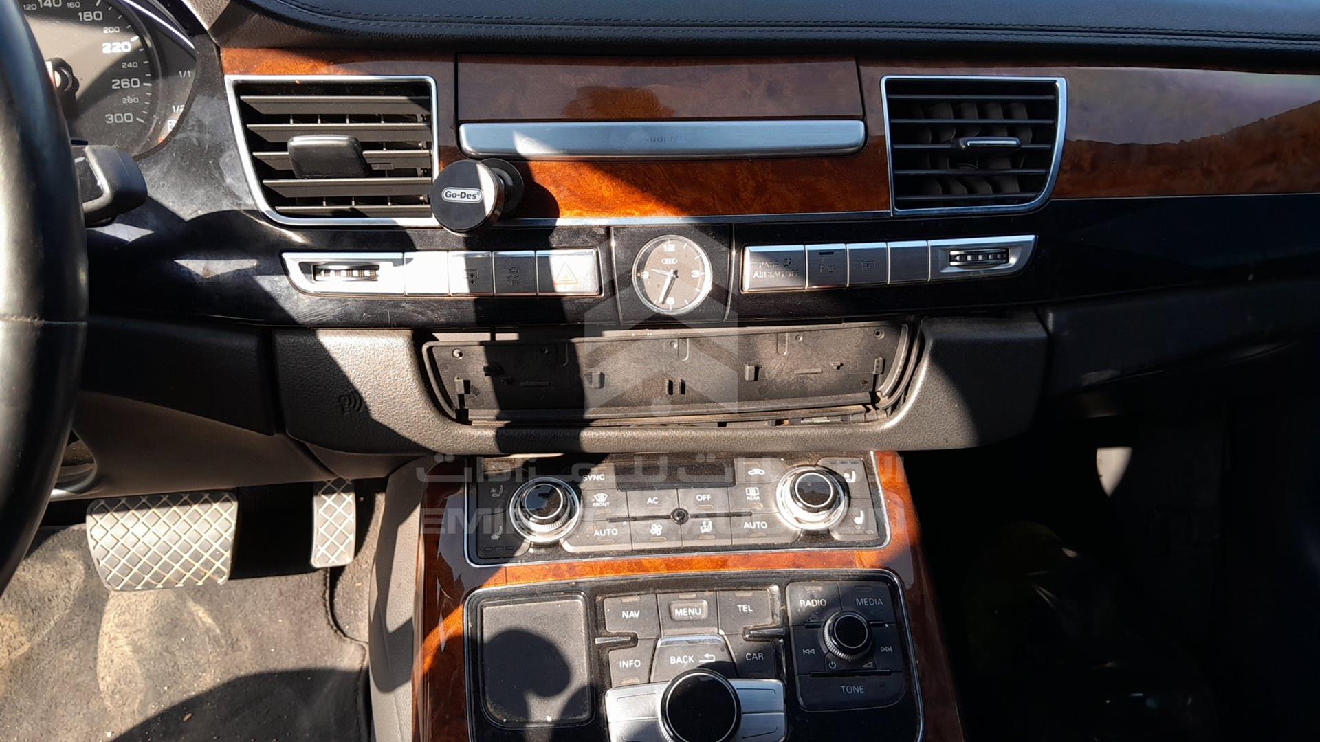 2012 AUDI A8 VIN: WAURVB4H1CN024476