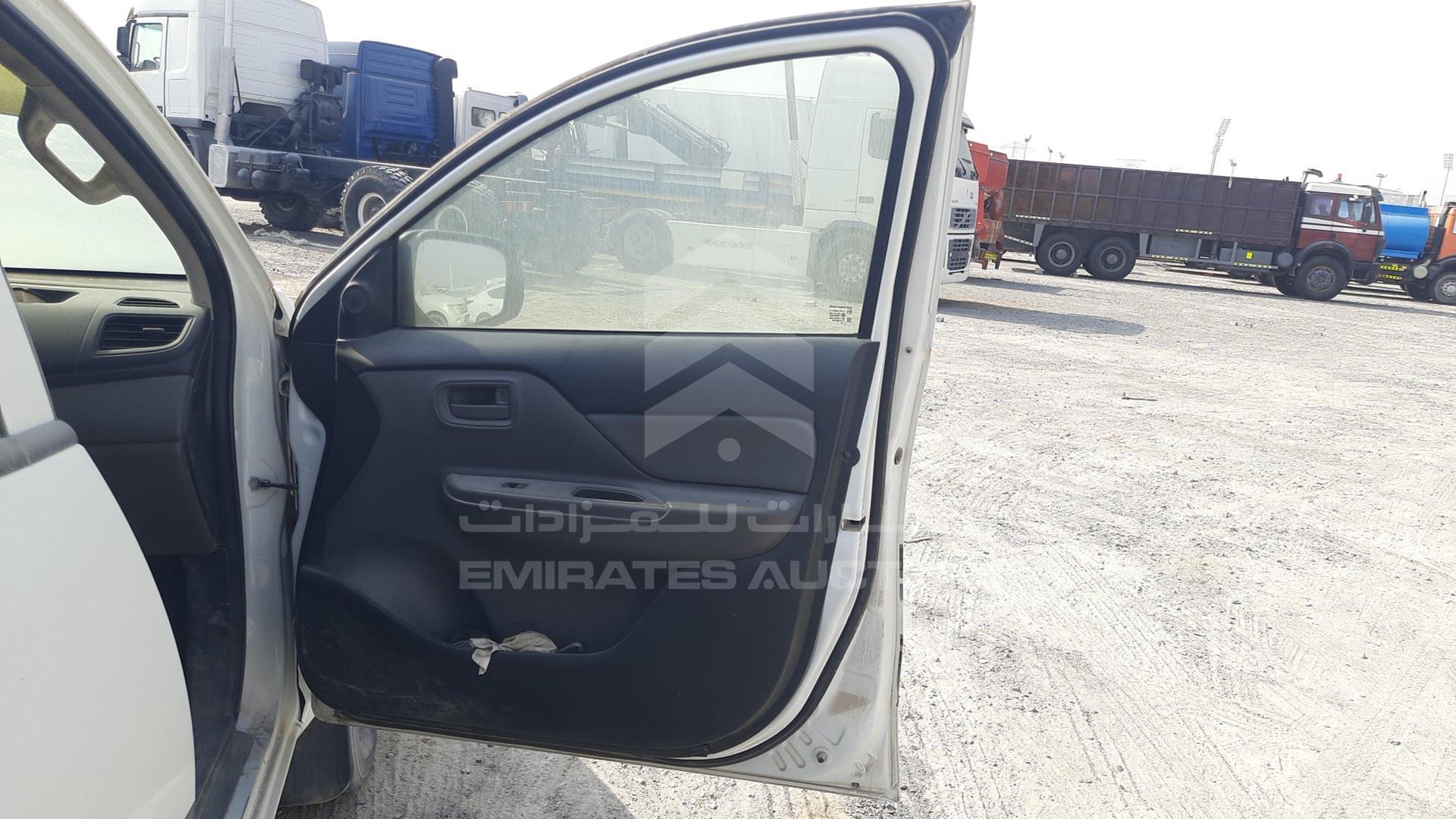 2016 MITSUBISHI L 200 VIN: MMBJNKL40GH059044
