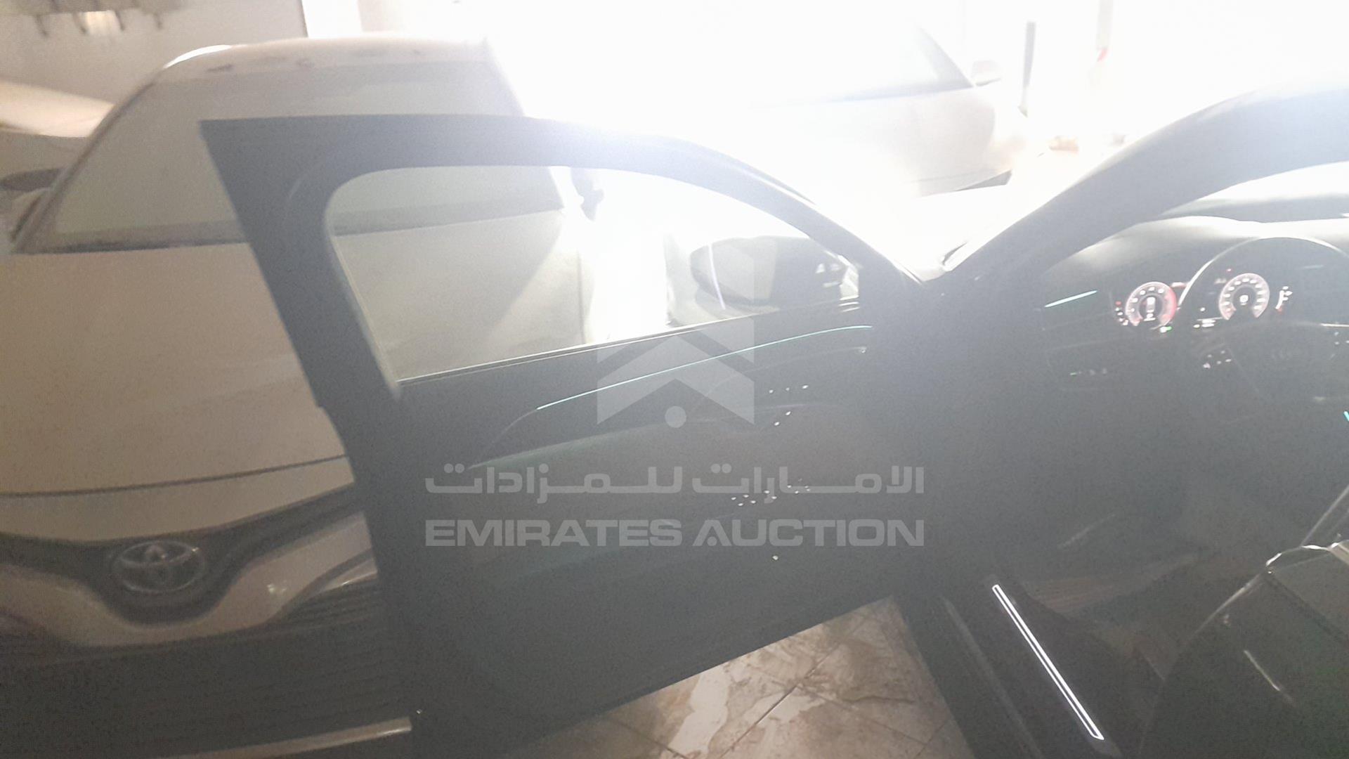 2020 AUDI A8 VIN: WAUZZZF8XLN002440