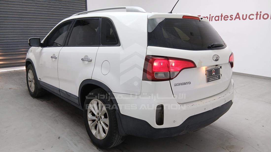 2014 Kia Sorento — Rear Left Angle — Photo 11
