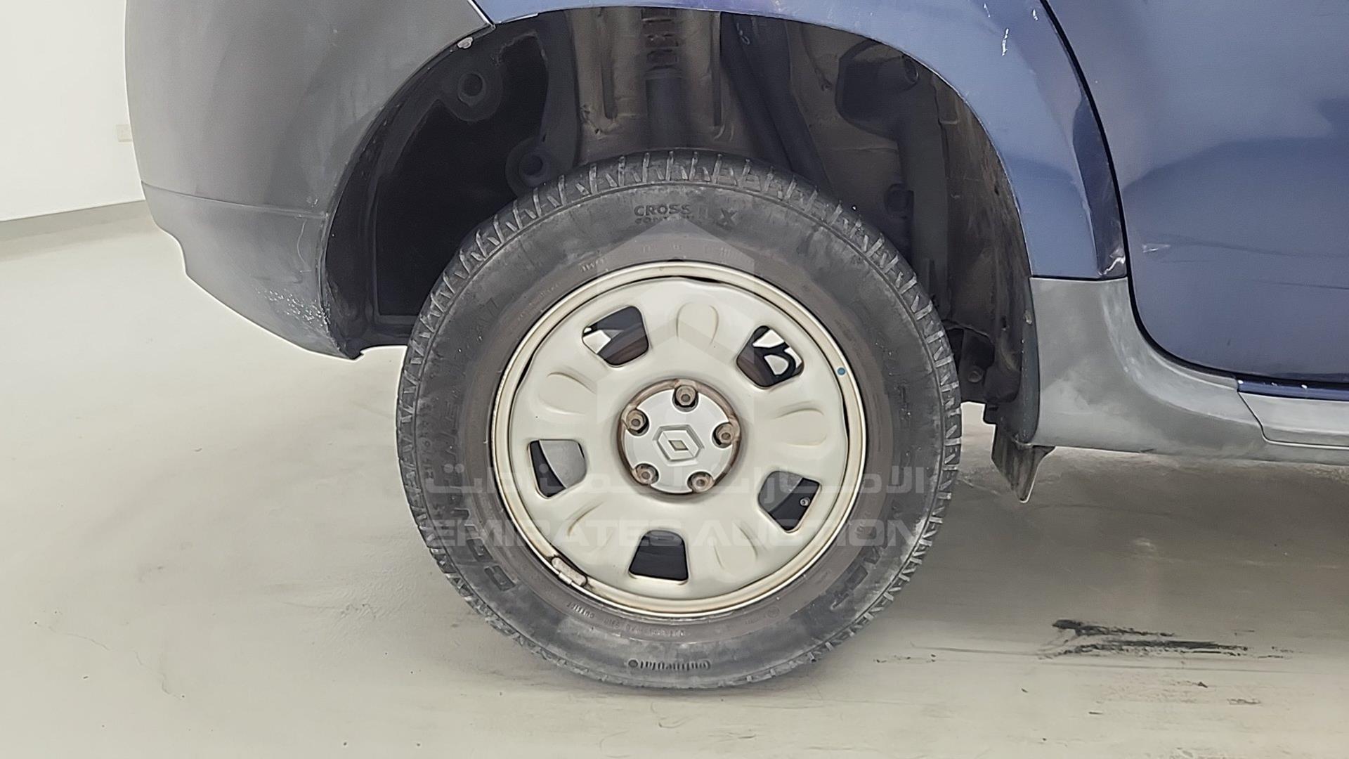 2017 RENAULT DUSTER VIN: VF1HSRCH8HA528635