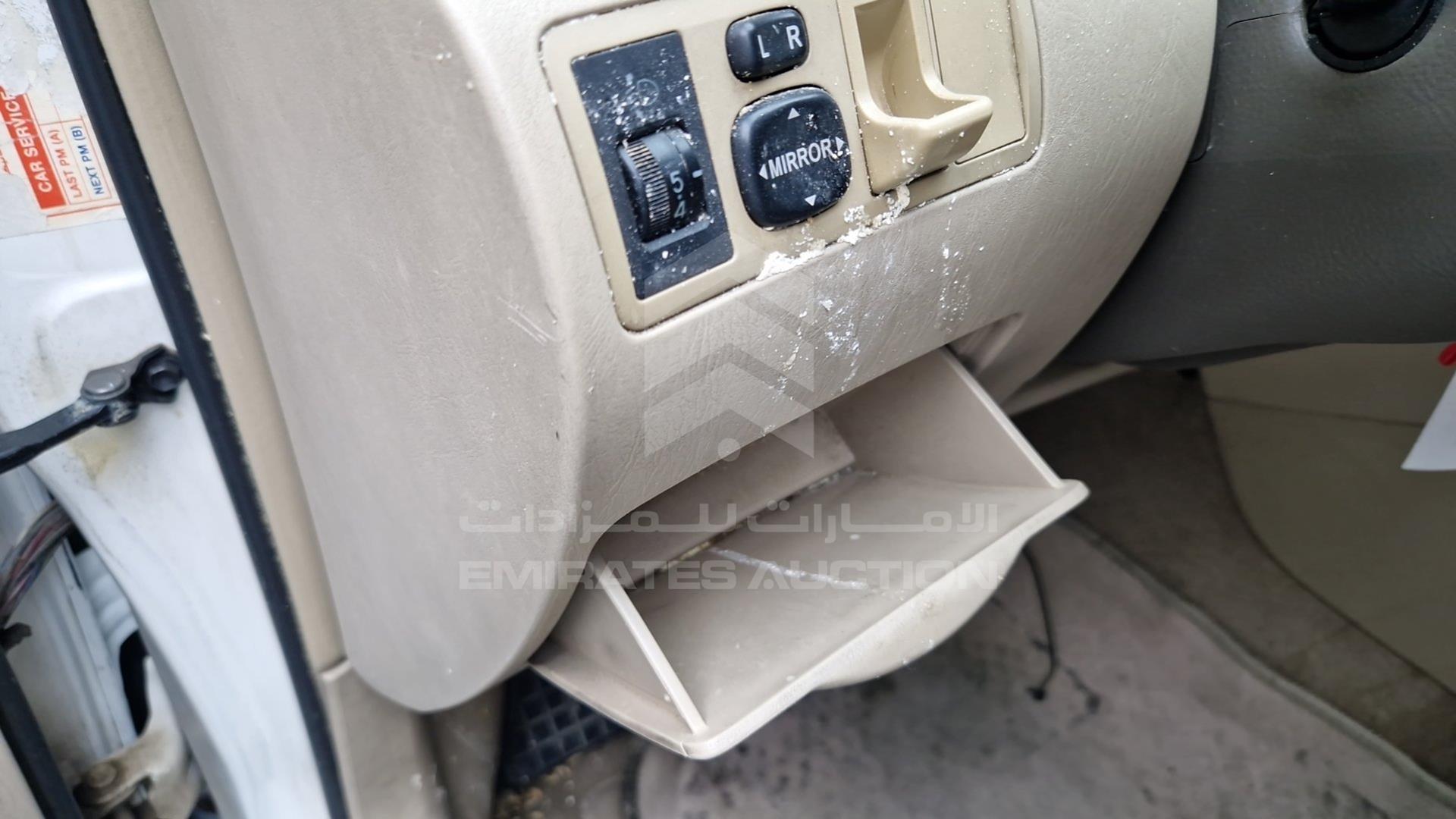 2007 TOYOTA COROLLA VIN: JTDBR22E670294534