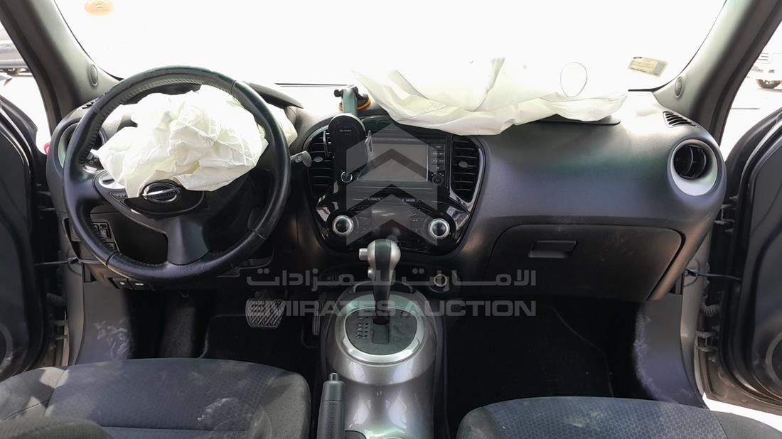 2015 Nissan Juke — Full Dashboard View — Photo 15