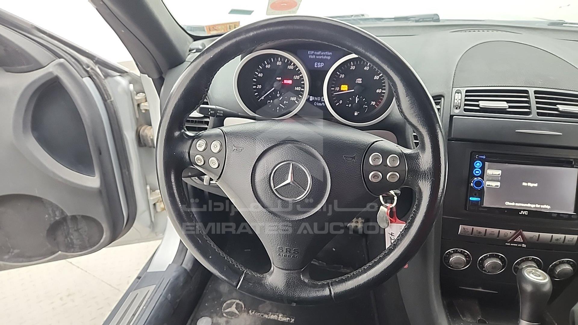 2006 MERCEDES SLK280 VIN: WDBWK54F06F103701